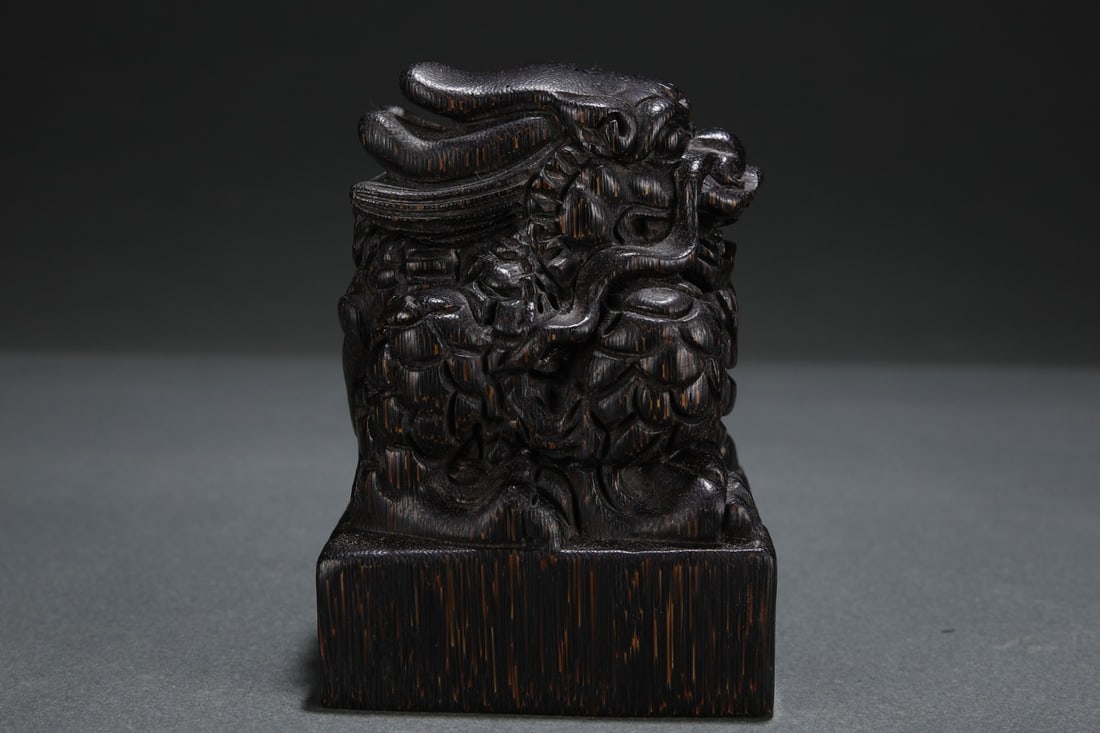 An Exquisite Eaglewood Auspicious Beast Seal - 5