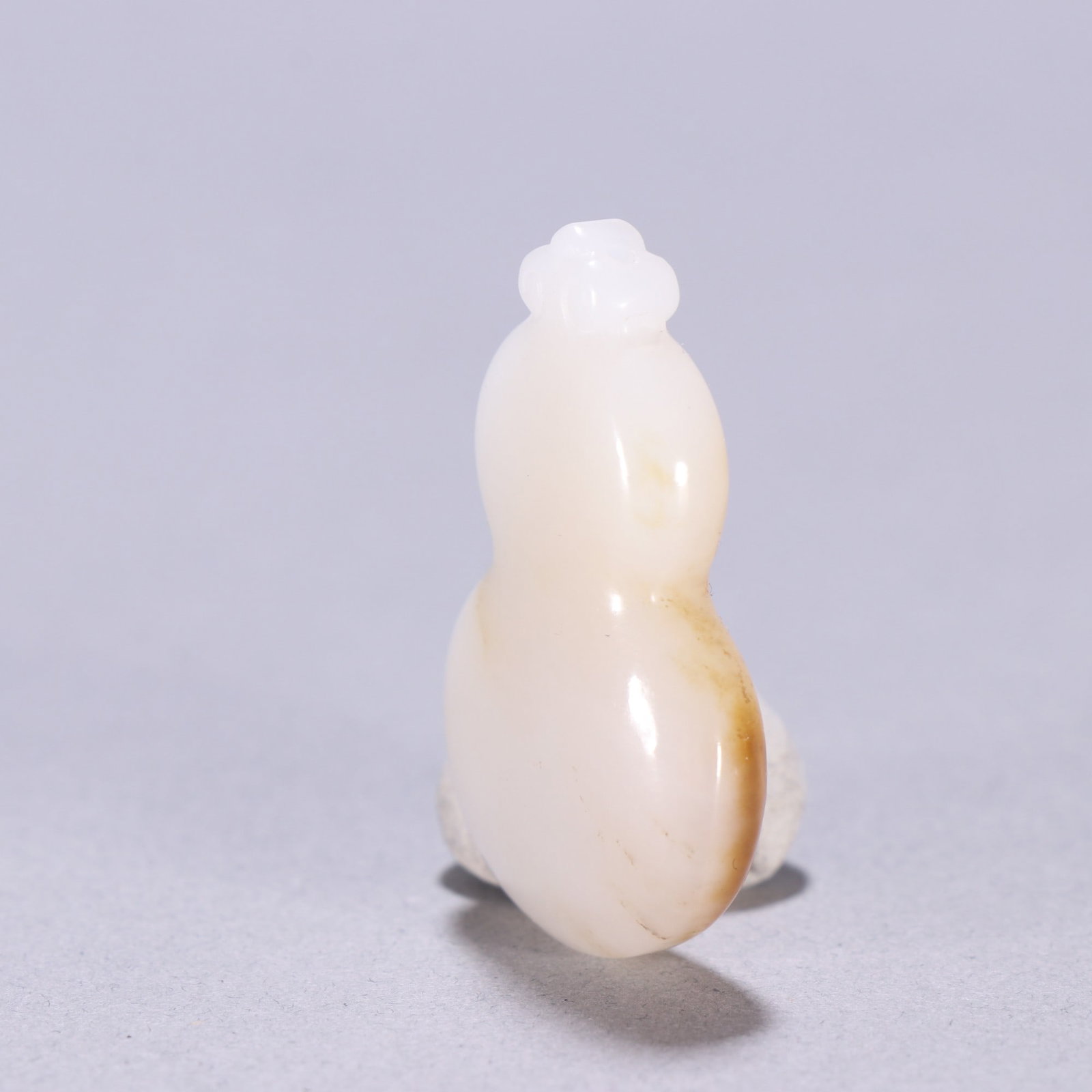 An Exquisite White Jade Gourd Pendant - 5
