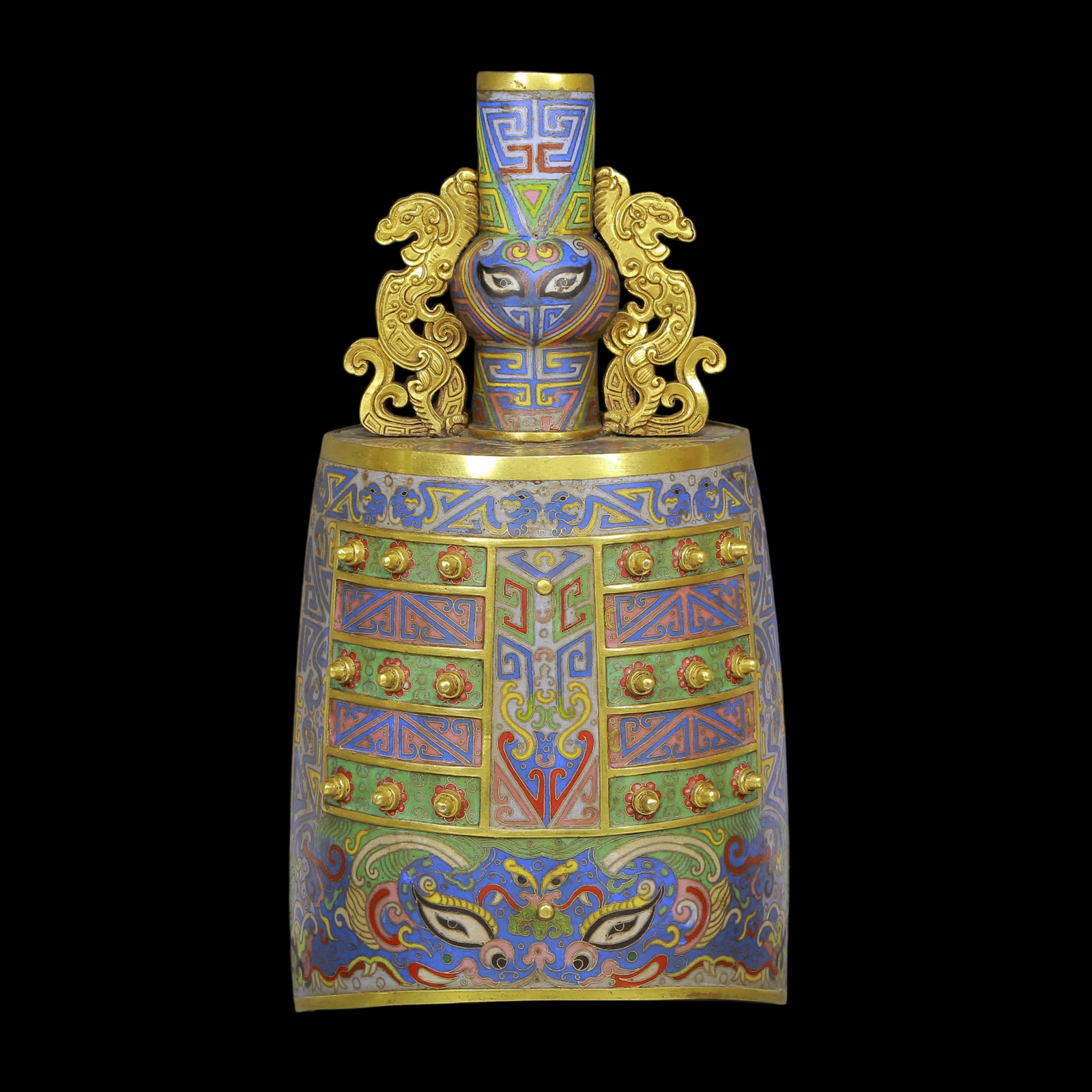 An Exquisite Gilt Bronze Cloisonne Beast-Face Pattern Chime: An Exquisite Gilt Bronze Cloisonne Beast-Face Pattern Chime Qing Dynasty, China Size:22cmx18cmx38cm Weight:7335g (The Dimensions Of All Batches Are Manually Measured.If You Need More Detailed