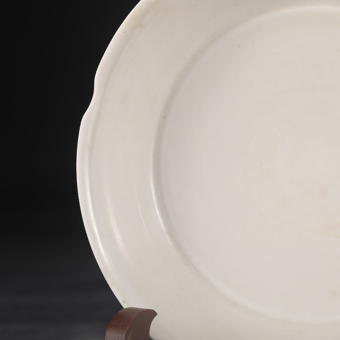 An Exquisite Xing yao Plate - 4