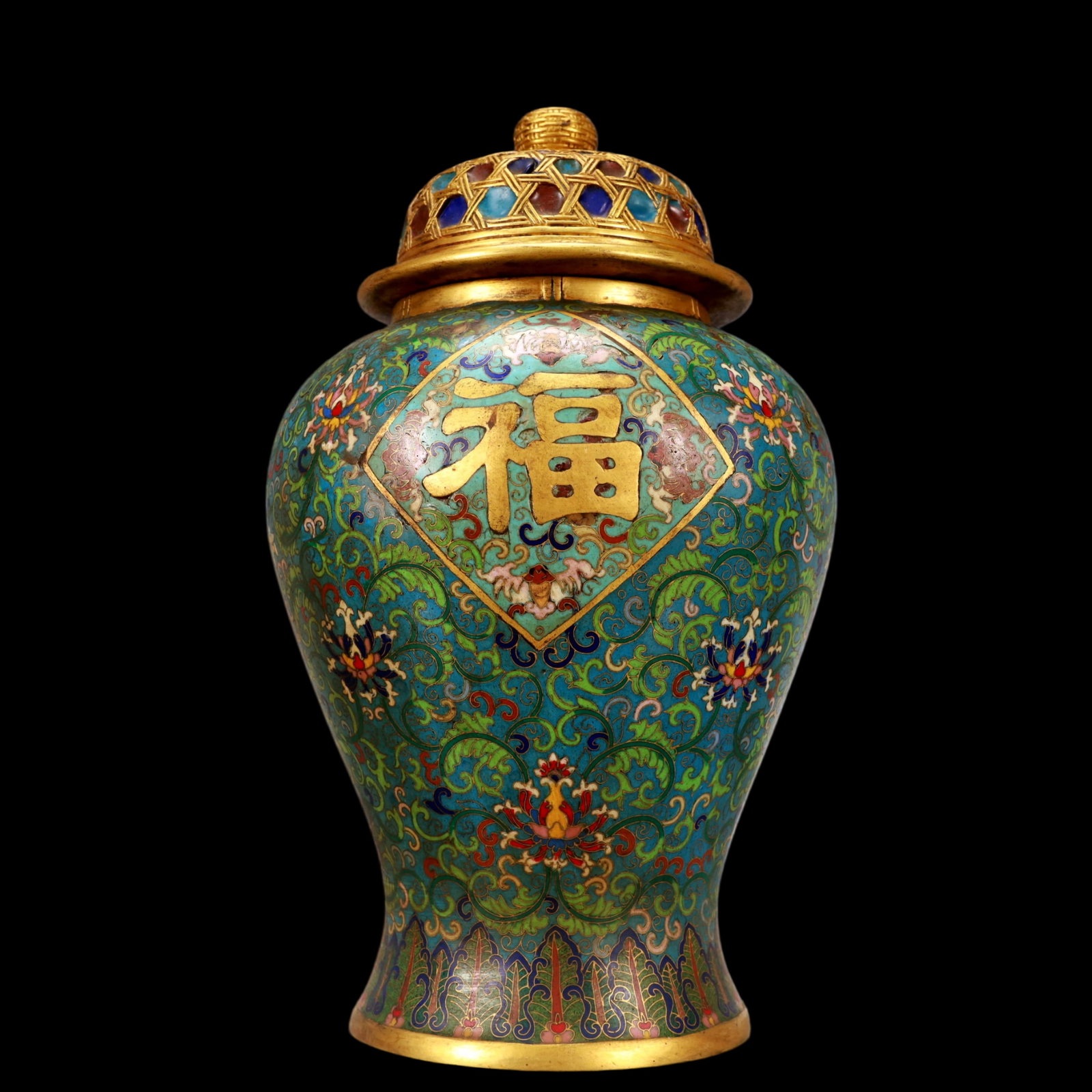 A Exquisite Cloisonne Gilt Bronze Lotus Pattern Bats and Peach Pattern Double-Ears Tripod Censer: A Exquisite Cloisonne Gilt Bronze Lotus Pattern Bats and Peach Pattern Double-Ears Tripod Censer Qing Dynasty, China Qianlong Four-character Mark Size:20cmx20cmx34cm Weight:6500g (The Dimensions Of