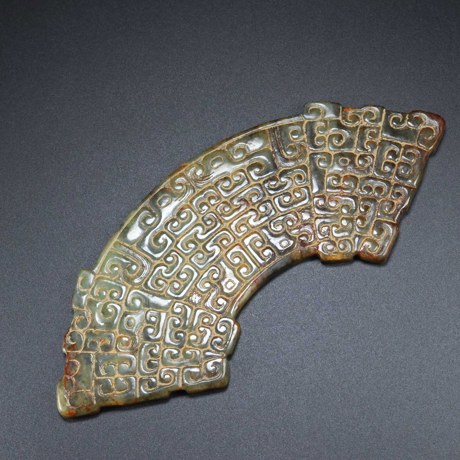 An Exquisite White Jade Ornament - 4