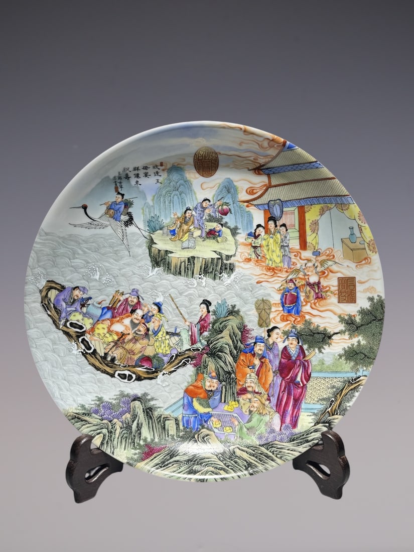 An Exquisite Enamel Character and Story Pattern Plate: An Exquisite Enamel Character and Story Pattern Plate Qing Dynasty, China Qianlong Four-character Mark Size:9cmx50.5cm (The Dimensions Of All Batches Are Manually Measured.If You Need More Detailed