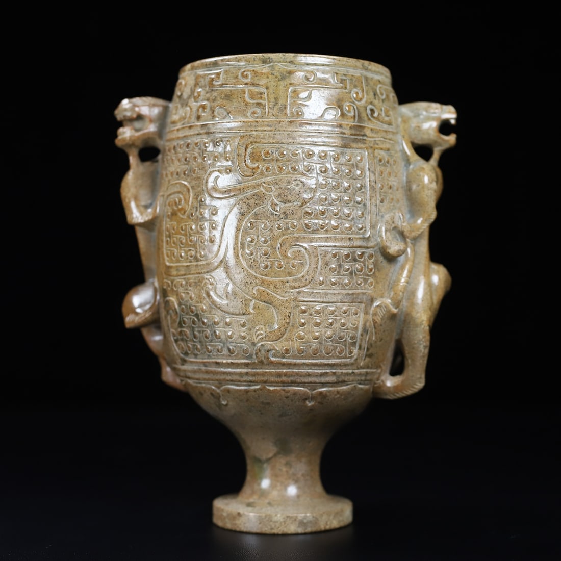 An Exquisite White Jade Dragon Pattern Cup (1 of 10)