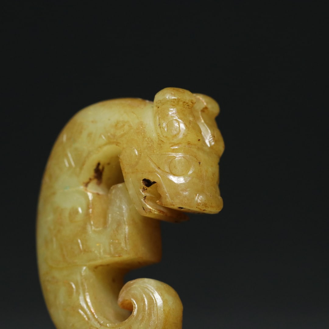 An Exquisite White Jade Dragon Pendant - 5
