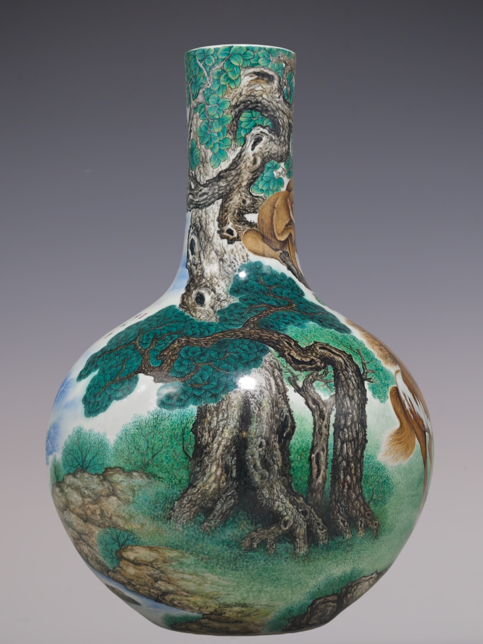 An Exquisite Enamel Animal Pattern Pine Pattern with poem Vase - 3