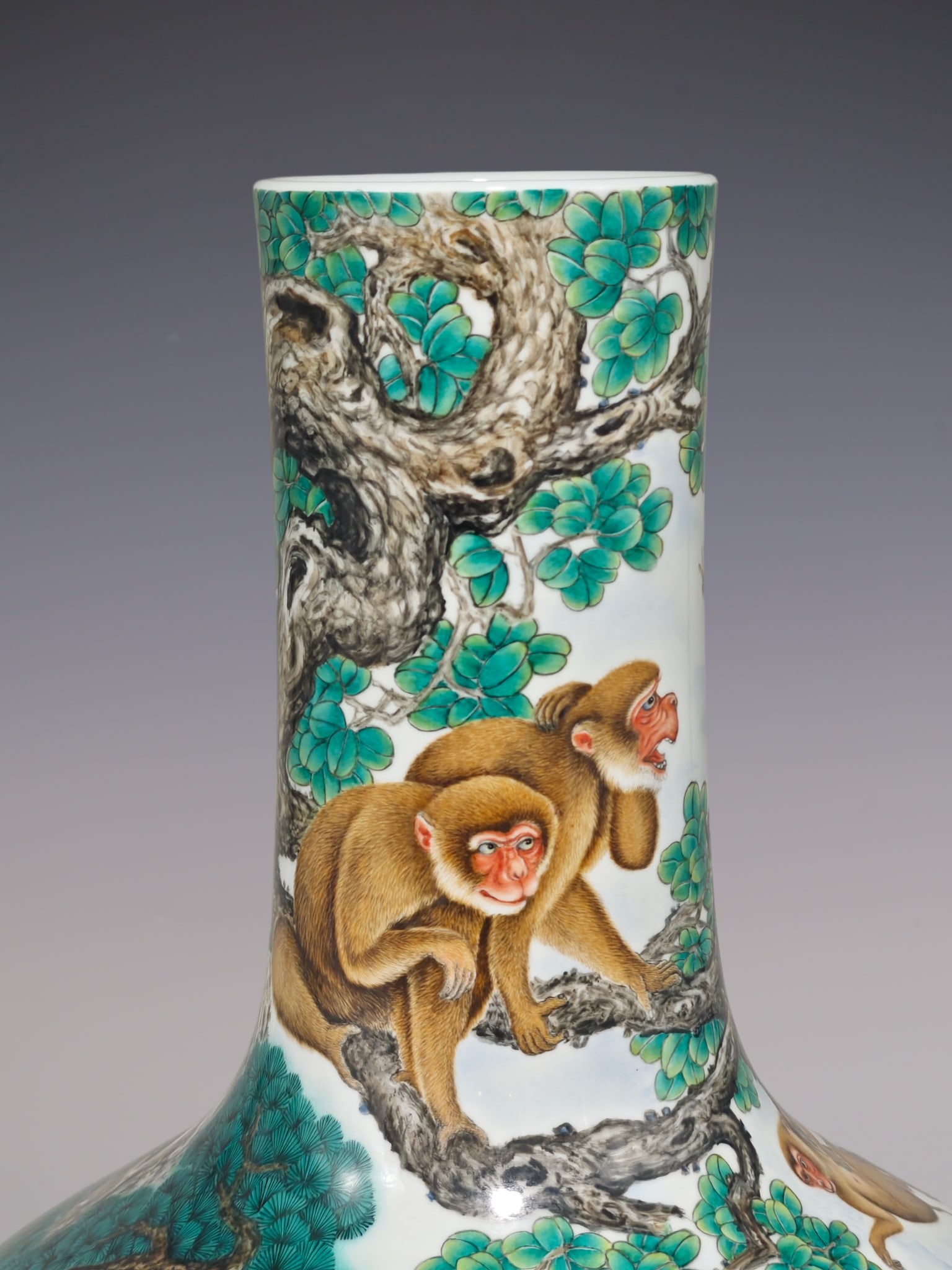 An Exquisite Enamel Animal Pattern Pine Pattern with poem Vase - 5