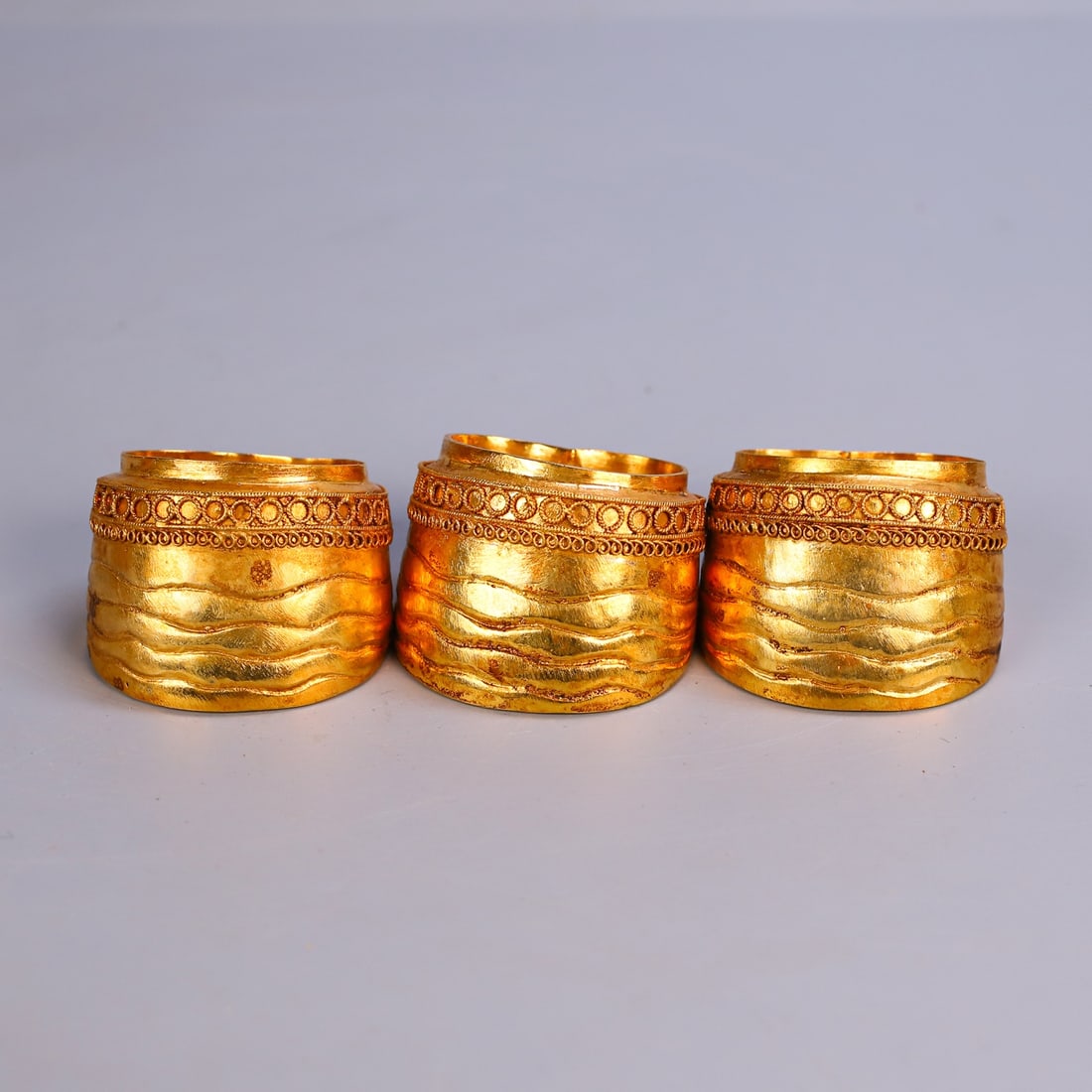 An Exquisite Gilt Bronze Ornament - 2
