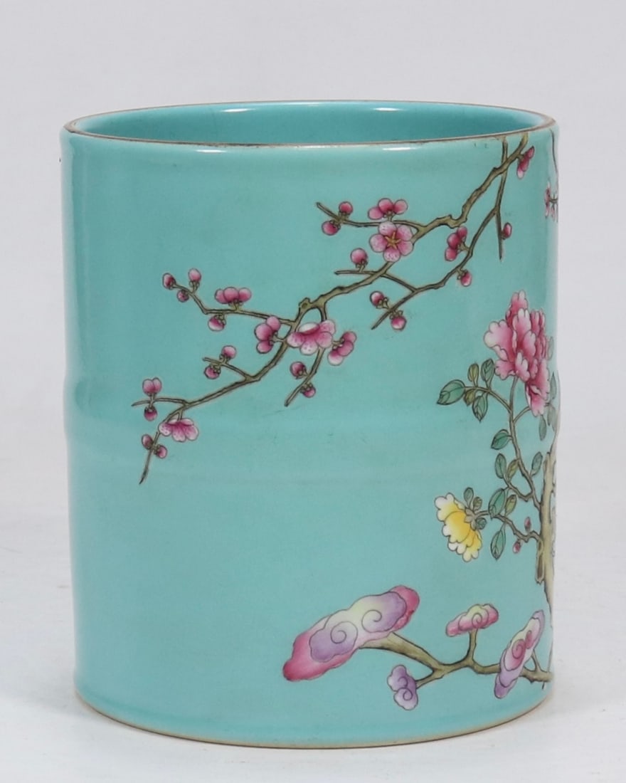 An Exquisite Green Glazed Flower Pattern Brush Pot - 3