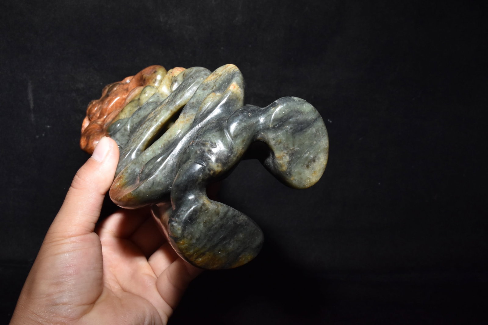 An Exquisite Hemo Jade Figure Ornament - 6