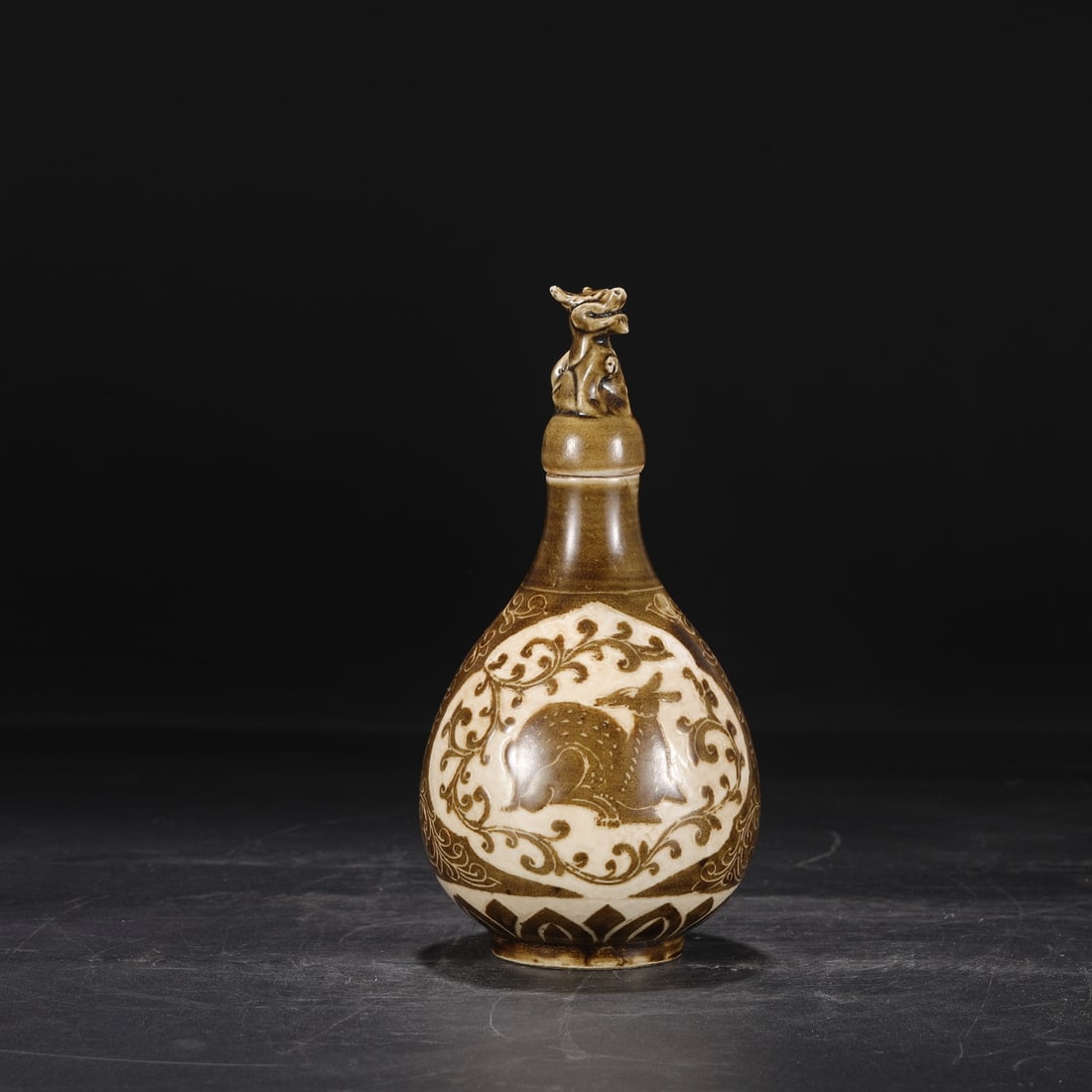 An Exquisite Ding yao Lotus Pattern Deer Pattern Jar - 2