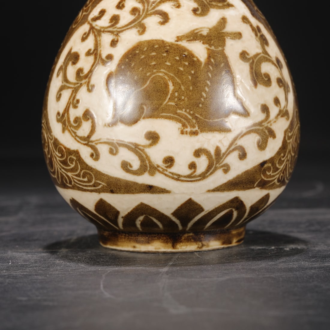 An Exquisite Ding yao Lotus Pattern Deer Pattern Jar - 4
