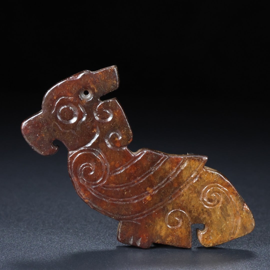 An Exquisite White Jade Phoenix Ornament: An Exquisite White Jade Phoenix Ornament Han Dynasty, China Size:8.3cmx5cmx0.5cm Weight:41.9g (The Dimensions Of All Batches Are Manually Measured.If You Need More Detailed Information, Please