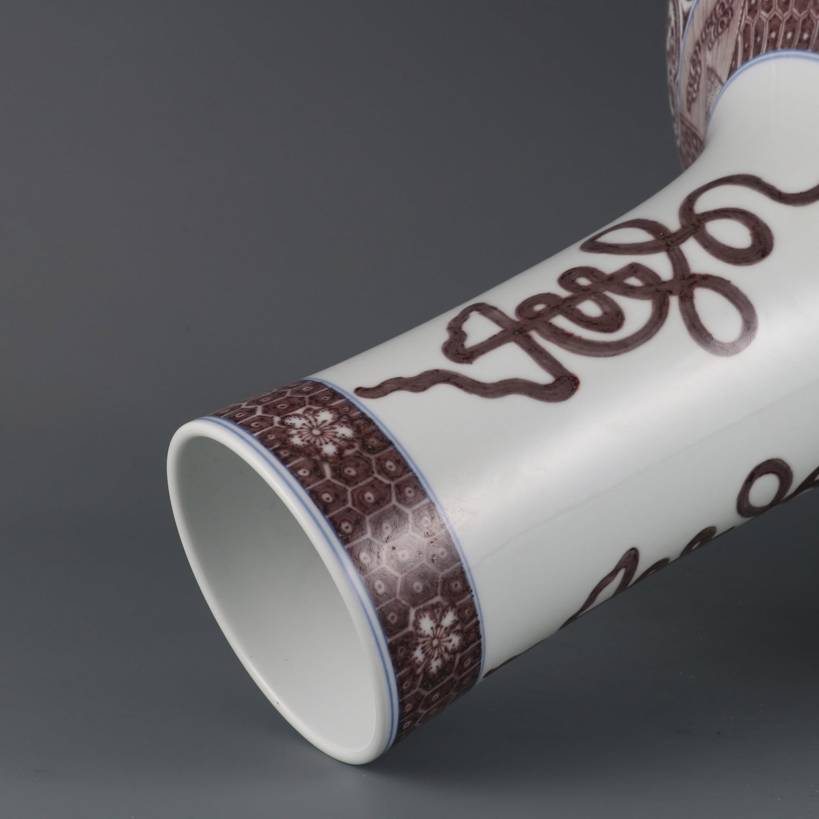 An Exquisite Underglaze-Red Dragon Pattern Bats and Peach Pattern Seawater Pattern Vase - 7