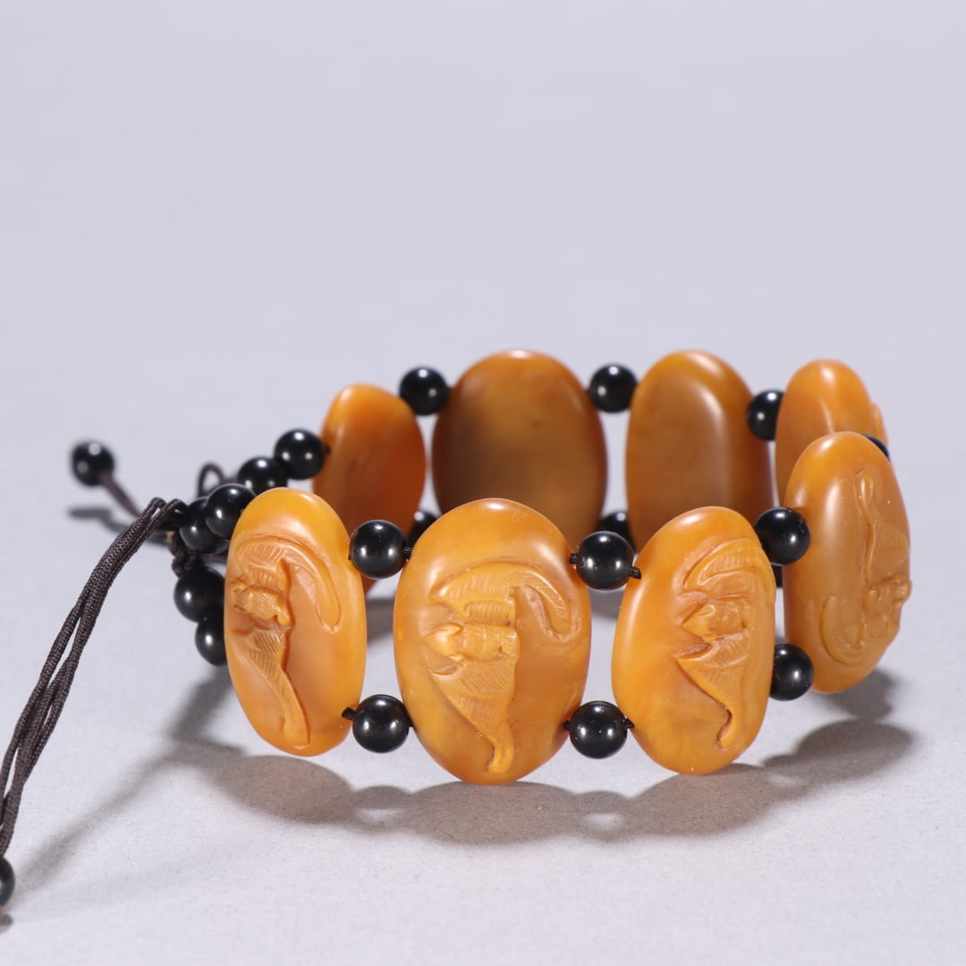 An Exquisite Tianhuang Stone Bats Pattern Bracelets - 5
