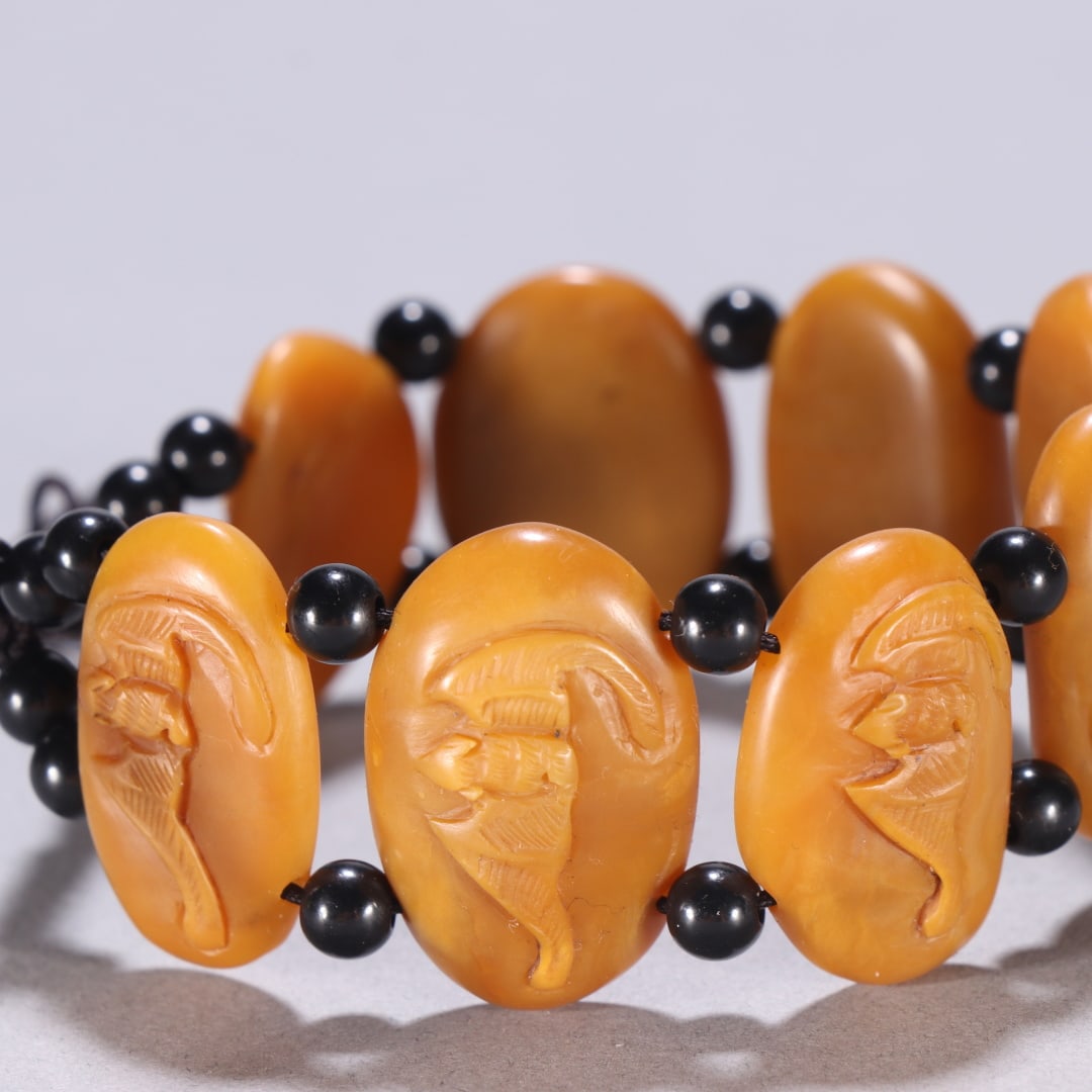 An Exquisite Tianhuang Stone Bats Pattern Bracelets - 6