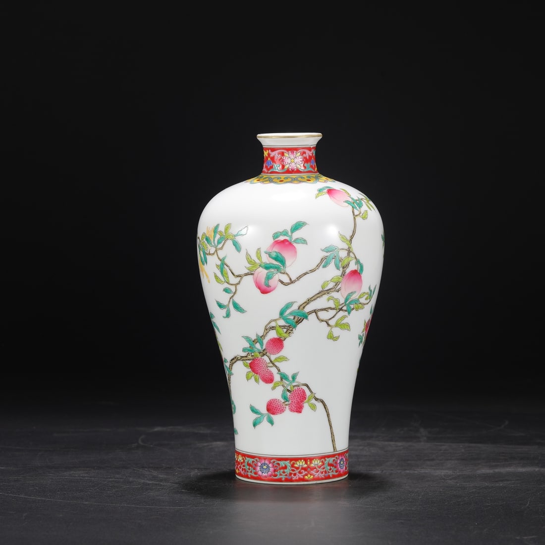 An Exquisite Enamel Lotus Pattern Flower and Fruit Pattern Vase - 6