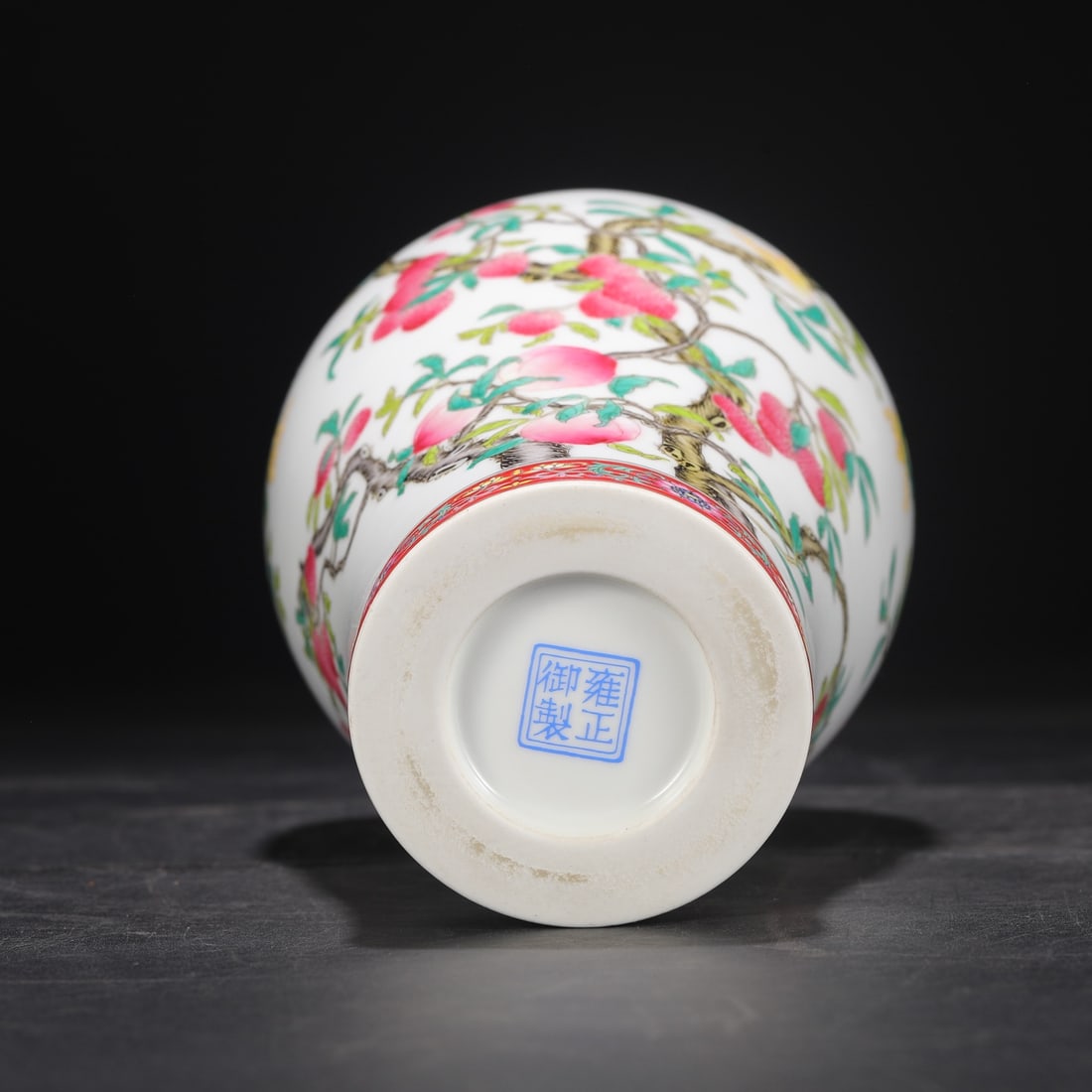 An Exquisite Enamel Lotus Pattern Flower and Fruit Pattern Vase - 9