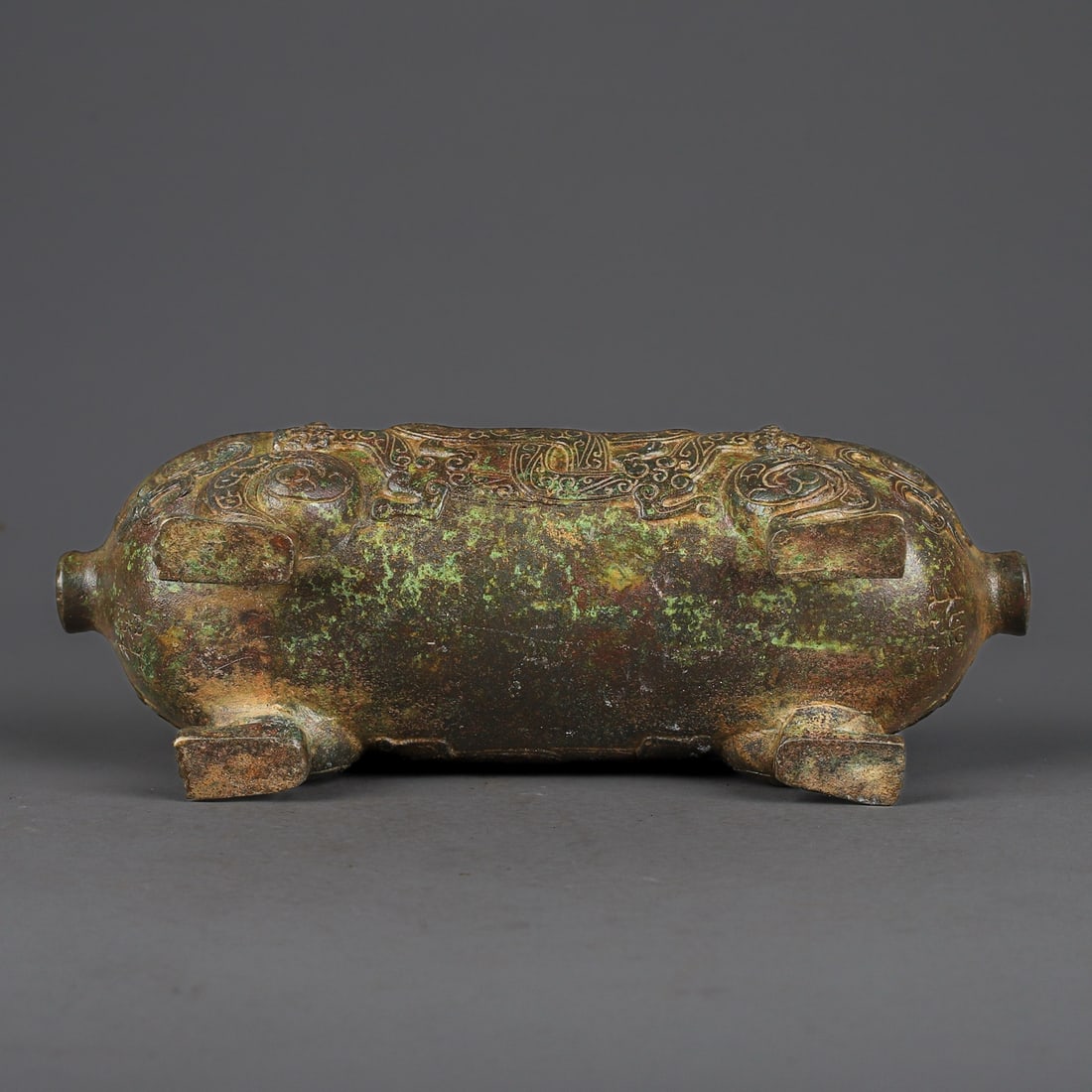 An Exquisite Bronze Auspicious Beast-Shaped Box - 10