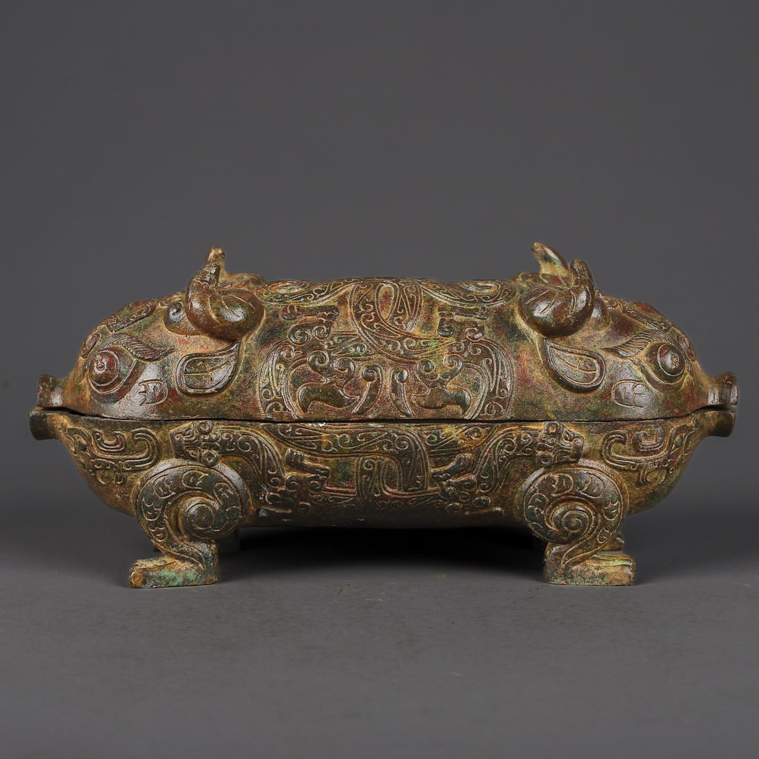 An Exquisite Bronze Auspicious Beast-Shaped Box - 4