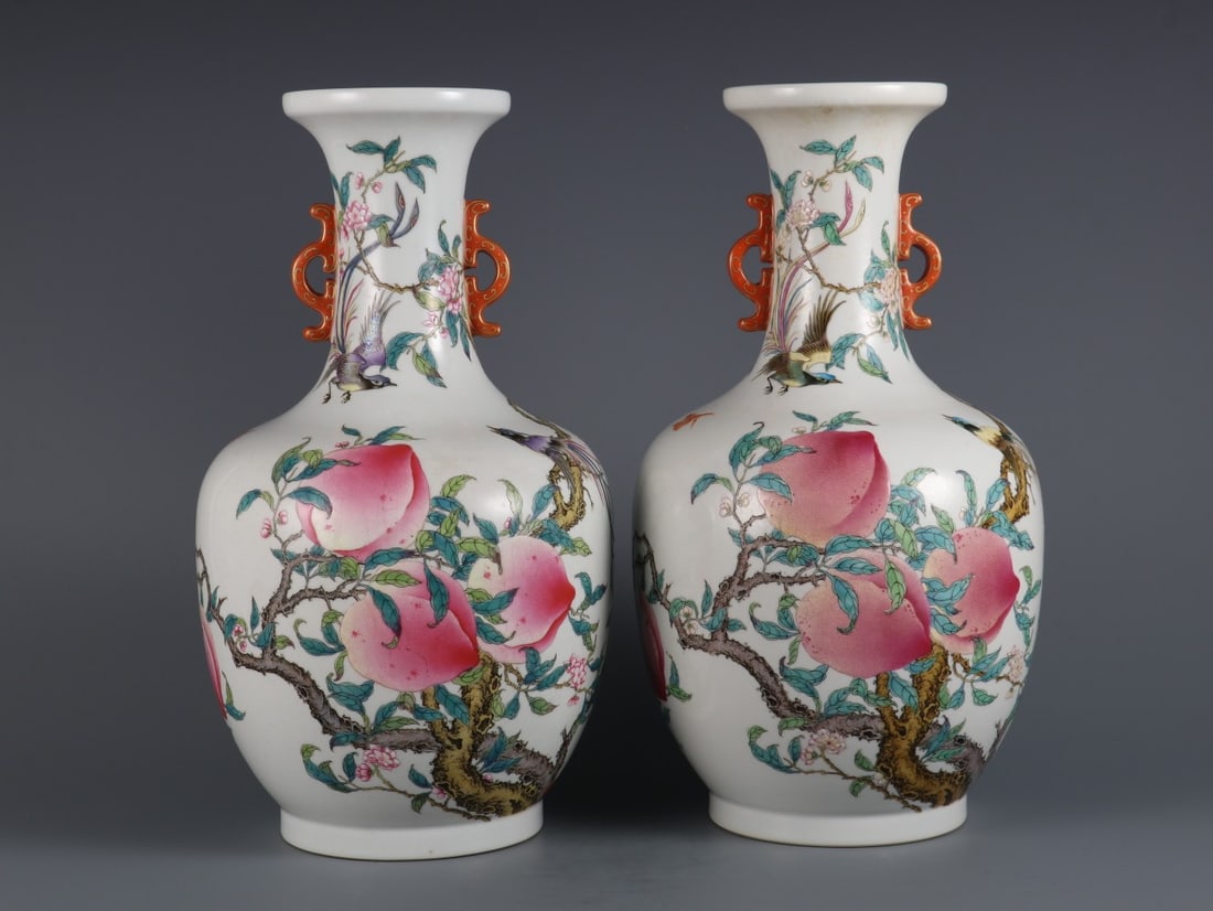 A Pair of Exquisite Famille-Rose Bats and Peach Pattern Double-Ears Vase: A Pair of Exquisite Famille-Rose Bats and Peach Pattern Double-Ears Vase Qing Dynasty, China Qianlong Six-character Mark Size:32.6cm (The Dimensions Of All Batches Are Manually Measured.If You Need Mo