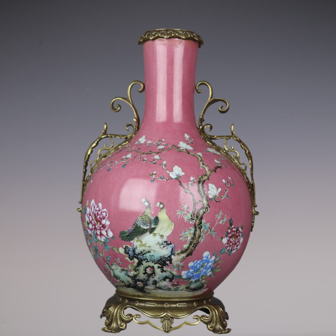 An Exquisite Famille-Rose Ruby Red-Glazed Inlaid Bronze Flower and Bird Pattern Double-Ears Vase: An Exquisite Famille-Rose Ruby Red-Glazed Inlaid Bronze Flower and Bird Pattern Double-Ears Vase Qing Dynasty, China Qianlong Four-character Mark Size:45cmx27cm (The Dimensions Of All Batches Are