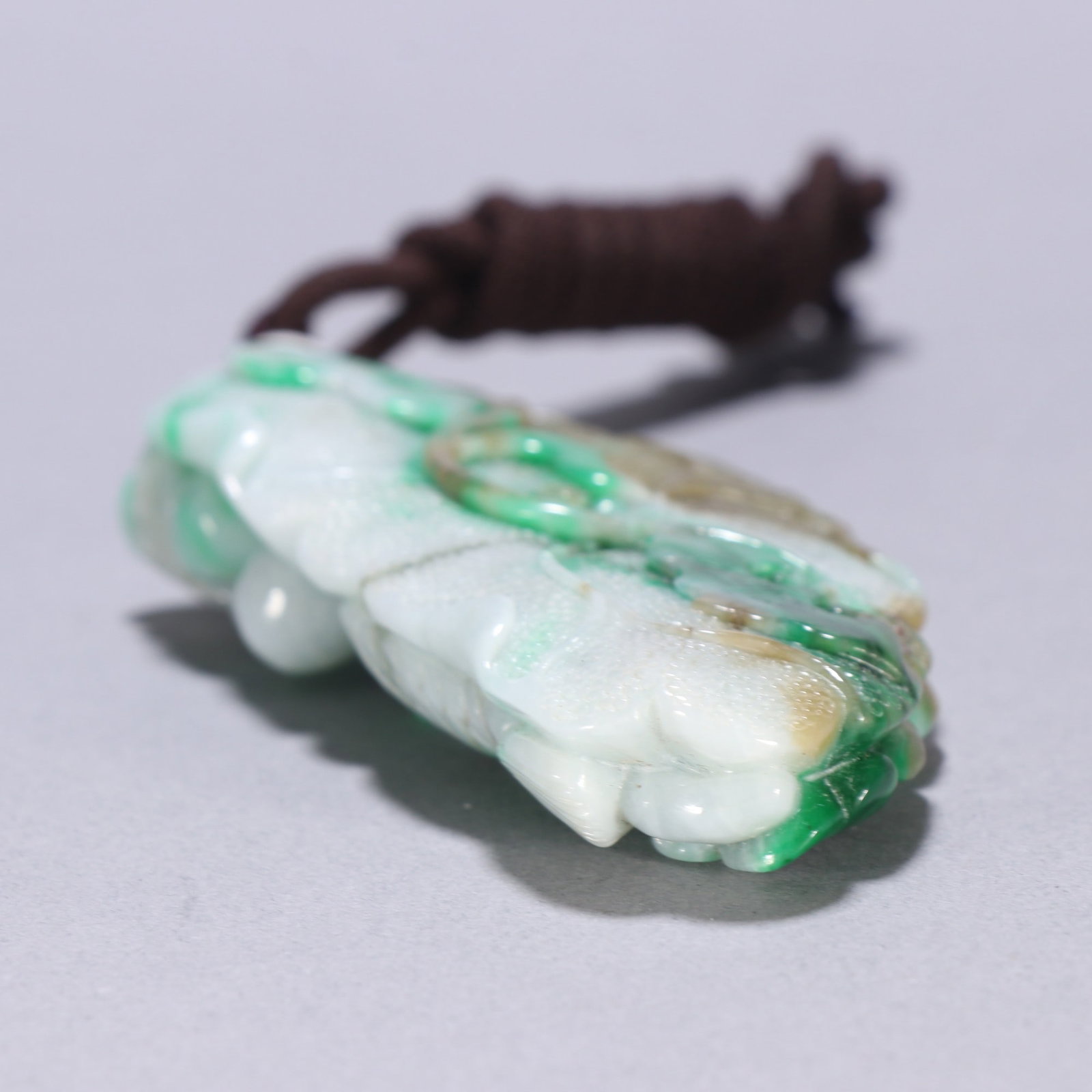 An Exquisite Jadeite Dragon Pattern Pendant - 9