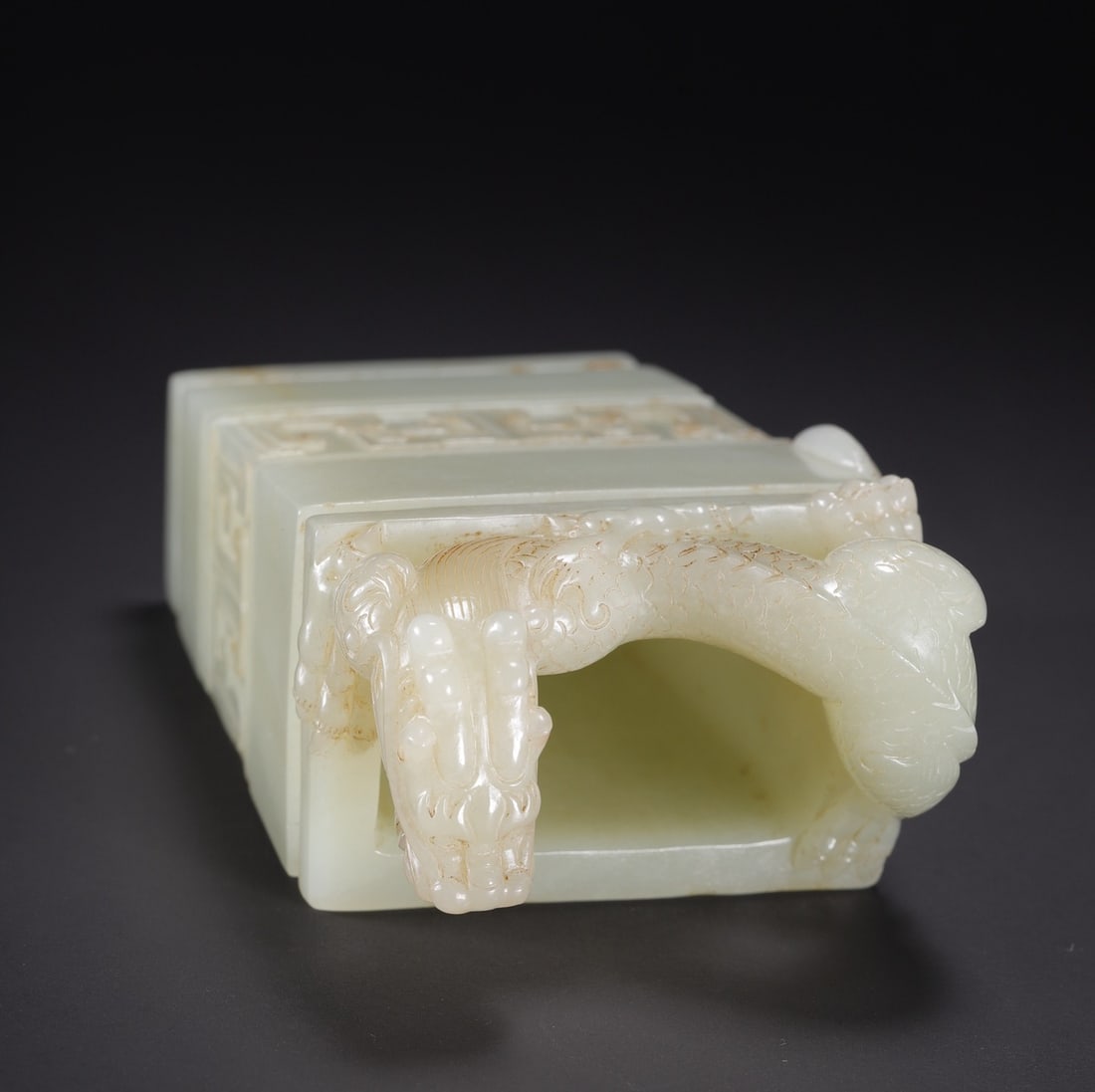 An Exquisite White Jade Dragon Pattern Brush Pot - 8