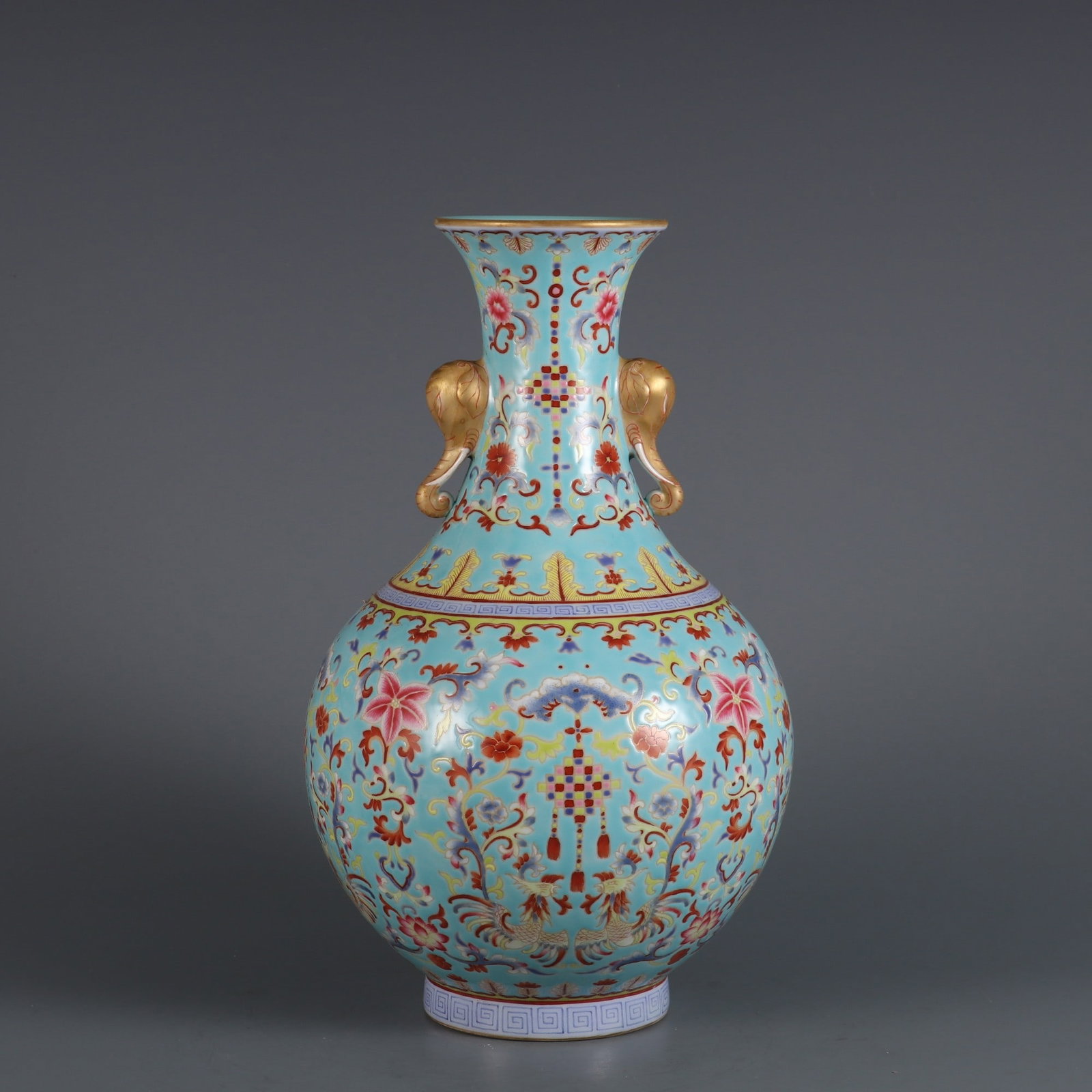 An Exquisite Enamel Lotus Pattern Double-Ears Vase - 3