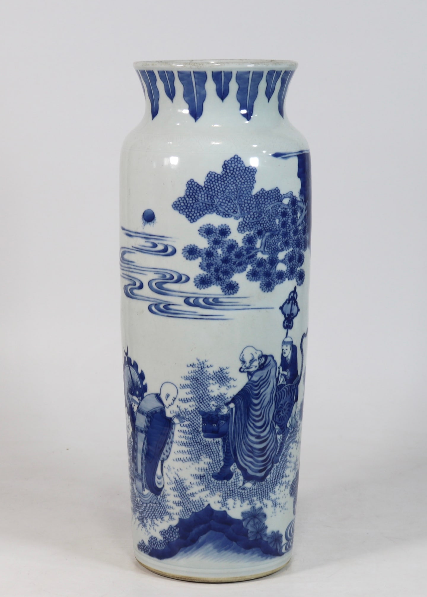 An Exquisite Blue and White Character and Story Pattern Vase: An Exquisite Blue and White Character and Story Pattern Vase Ming Dynasty, China Size:44.2cmx15.5cm (The Dimensions Of All Batches Are Manually Measured.If You Need More Detailed Information, Please C