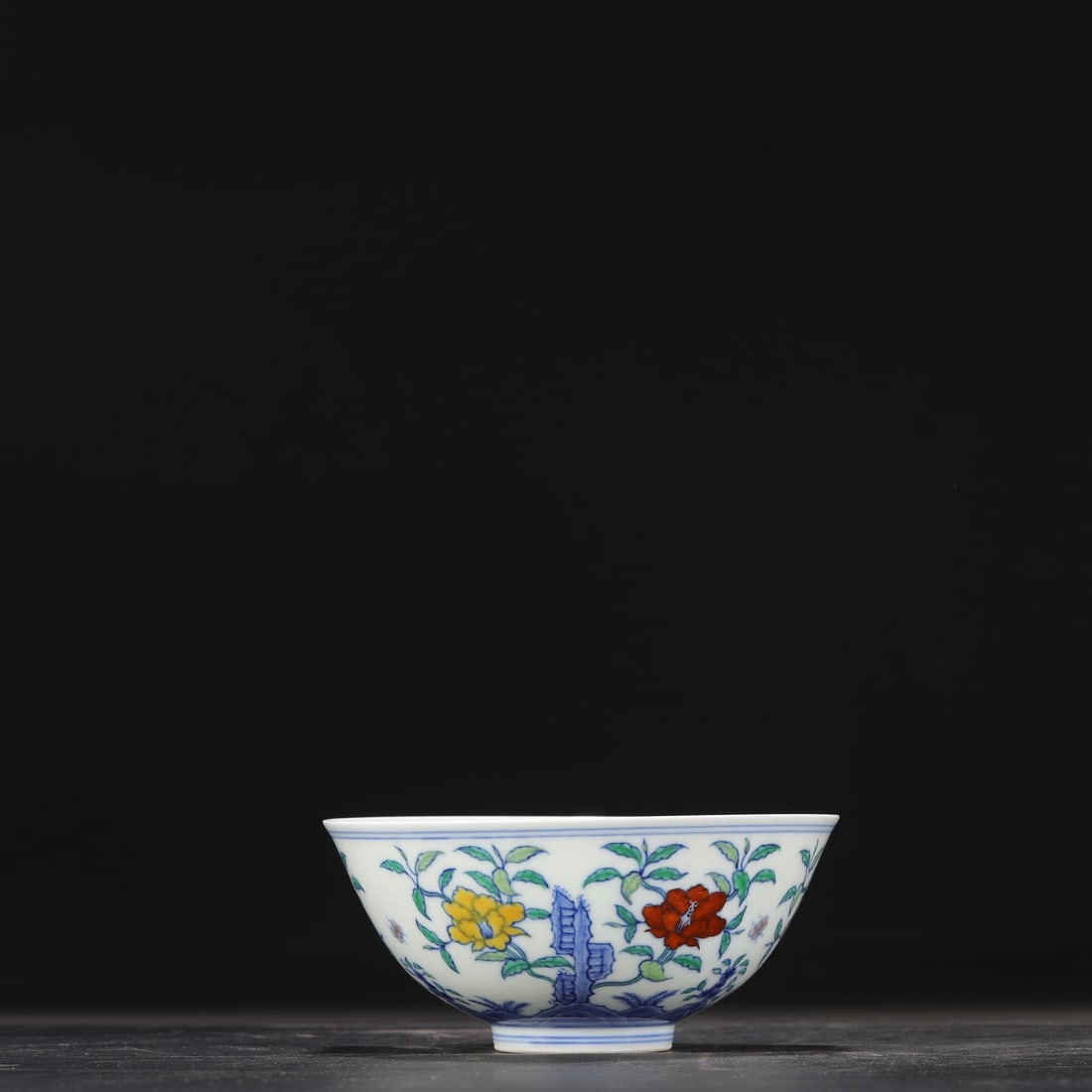 An Exquisite Doucai Flower Pattern Bowl - 2