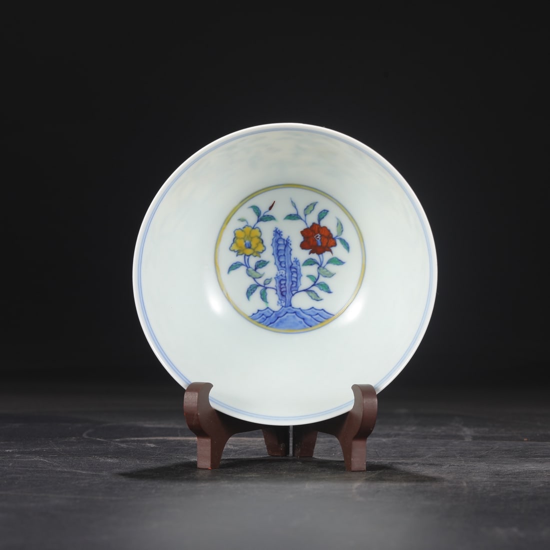 An Exquisite Doucai Flower Pattern Bowl - 3