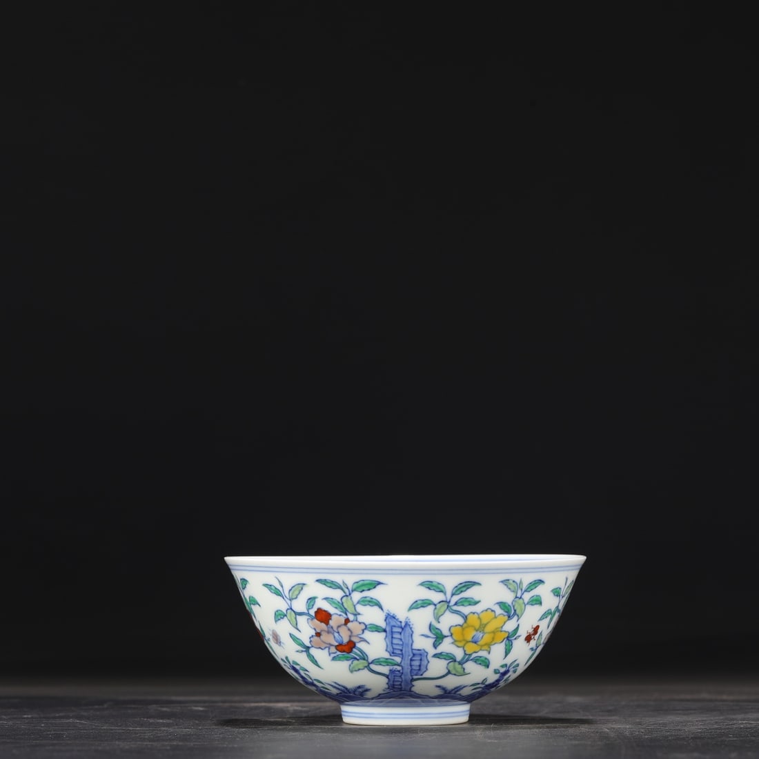 An Exquisite Doucai Flower Pattern Bowl - 5