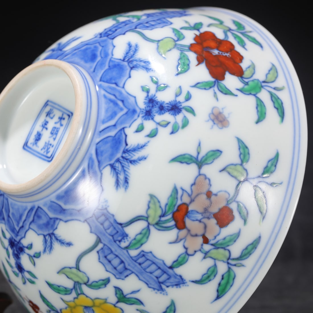 An Exquisite Doucai Flower Pattern Bowl - 8