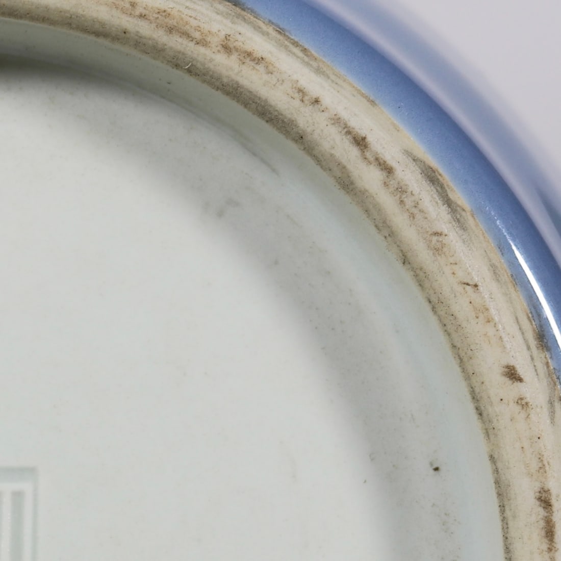 An Exquisite Sky Blue Glazed Vase - 6