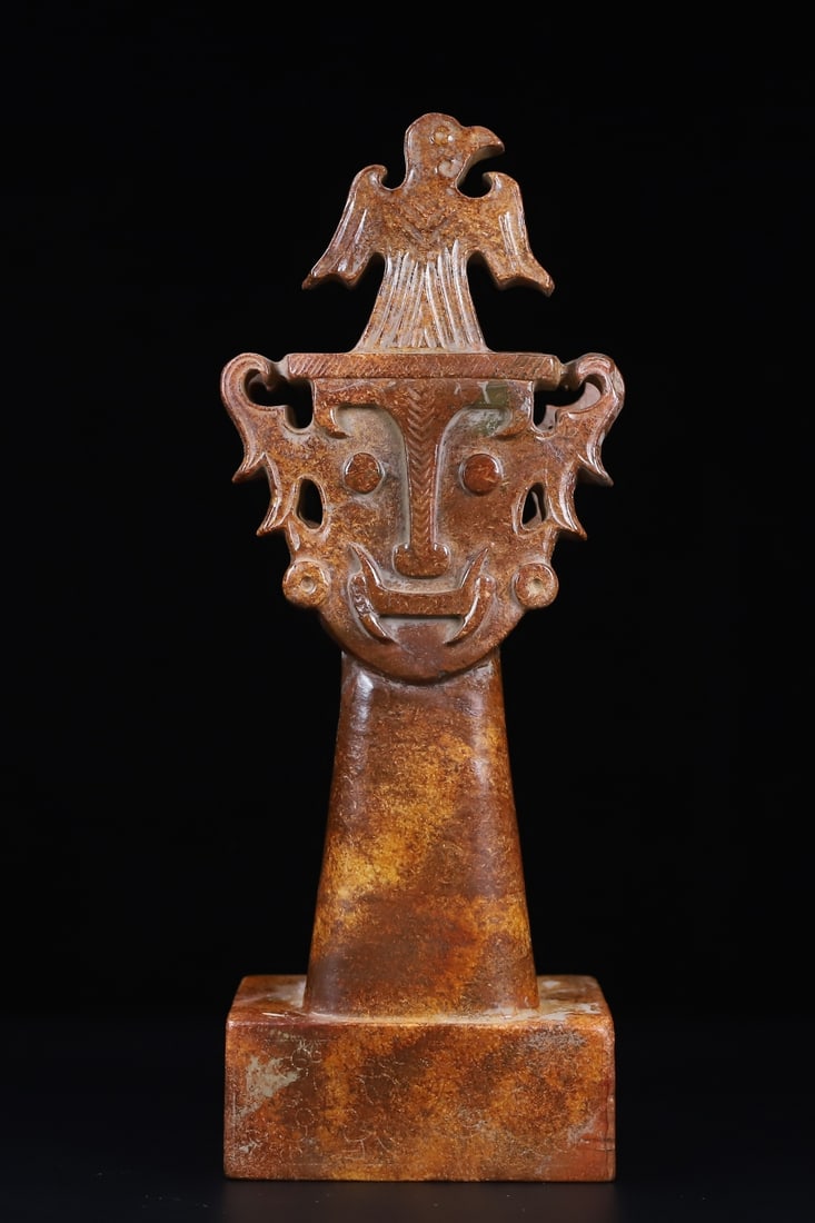 An Exquisite White Jade Human Face Pattern Seal: An Exquisite White Jade Human Face Pattern Seal Han Dynasty, China Size:27.5cmx10.2cmx8cm Weight:2.649kg (The Dimensions Of All Batches Are Manually Measured.If You Need More Detailed Information, Ple
