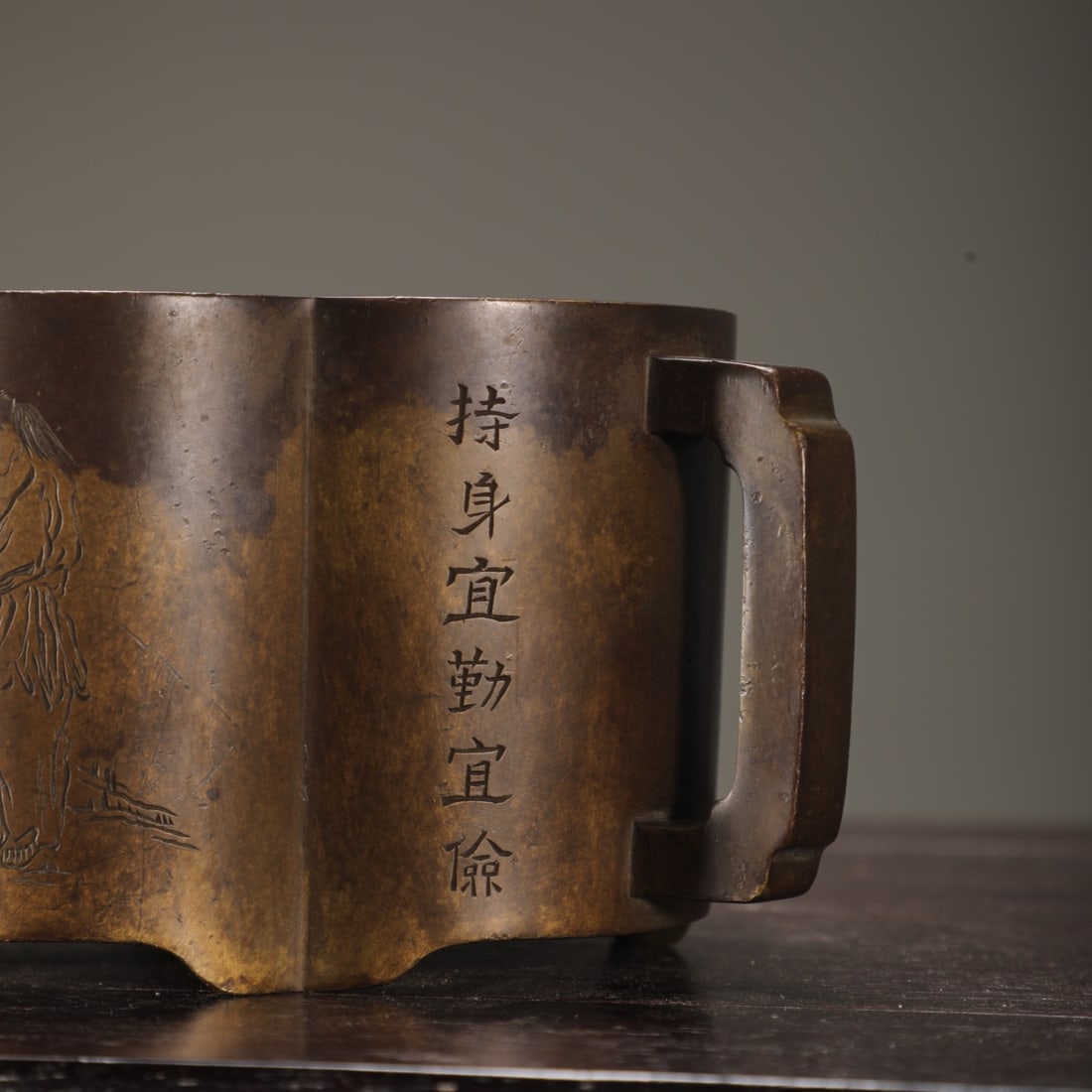 An Exquisite Bronze Flower Pattern Figure Pattern Double-Ears Censer - 8