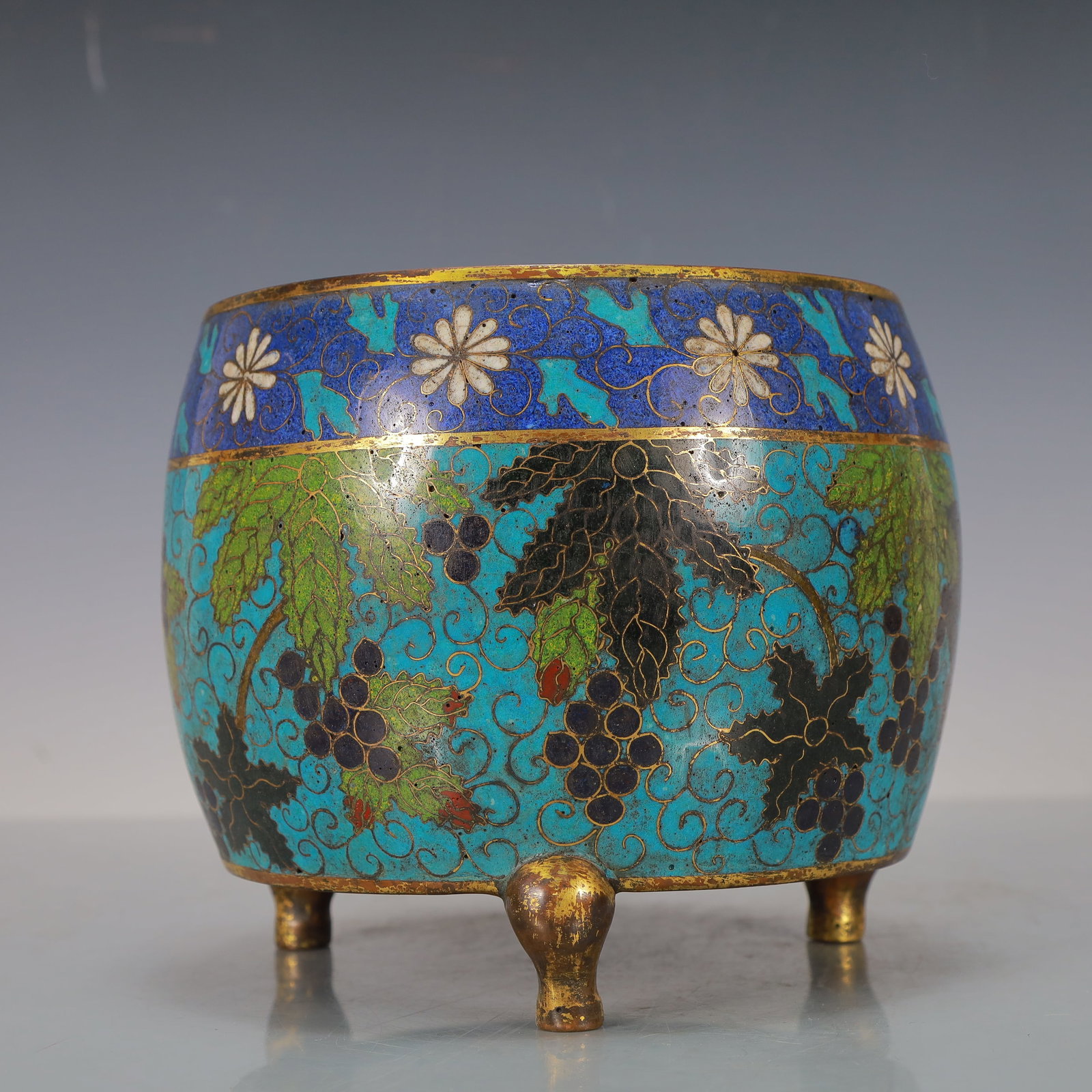 A Exquisite Cloisonne Grapes Pattern Tripod Censer - 2
