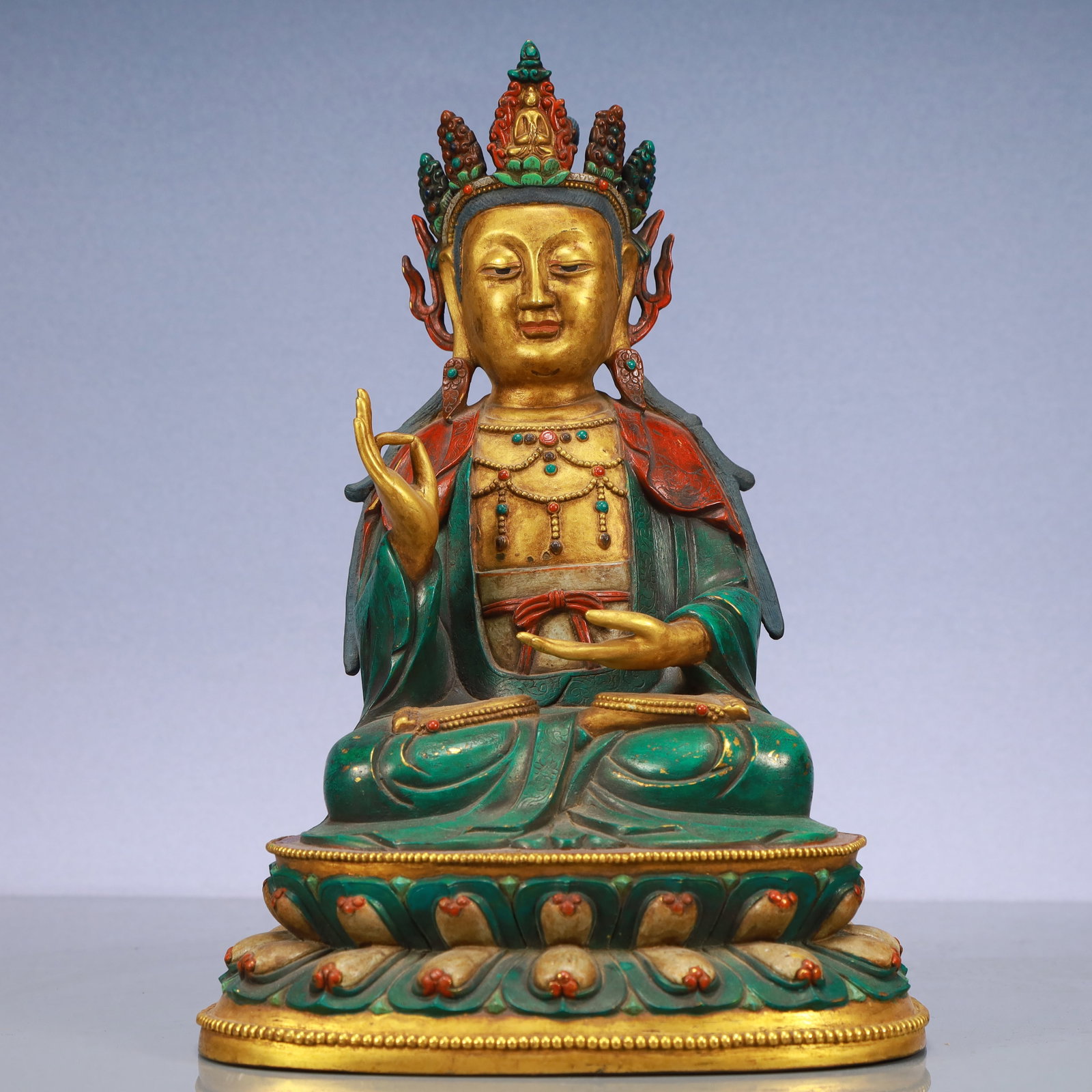 An Exquisite Gilt Bronze Inlaid Gems Statue of Sakyamuni: An Exquisite Gilt Bronze Inlaid Gems Statue of Sakyamuni Ming Dynasty, China Size:20cmx16cmx30cm Weight:4500g (The Dimensions Of All Batches Are Manually Measured.If You Need More Detailed Information