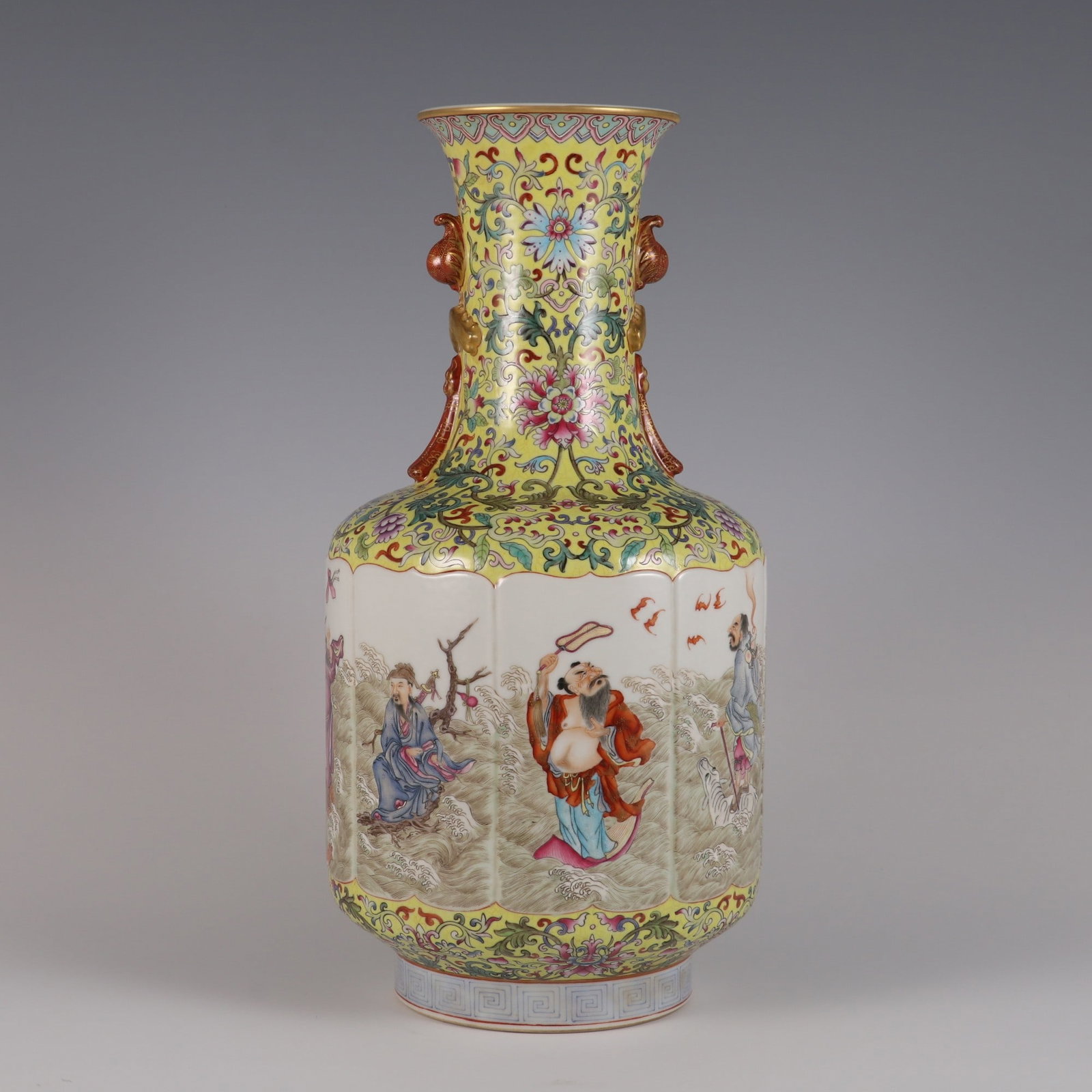 An Exquisite Famille-Rose Lotus Pattern Character and Story Pattern Vase: An Exquisite Famille-Rose Lotus Pattern Character and Story Pattern Vase Qing Dynasty, China Qianlong Six-character Mark Size:36cmx17.5cm (The Dimensions Of All Batches Are Manually Measured.If You