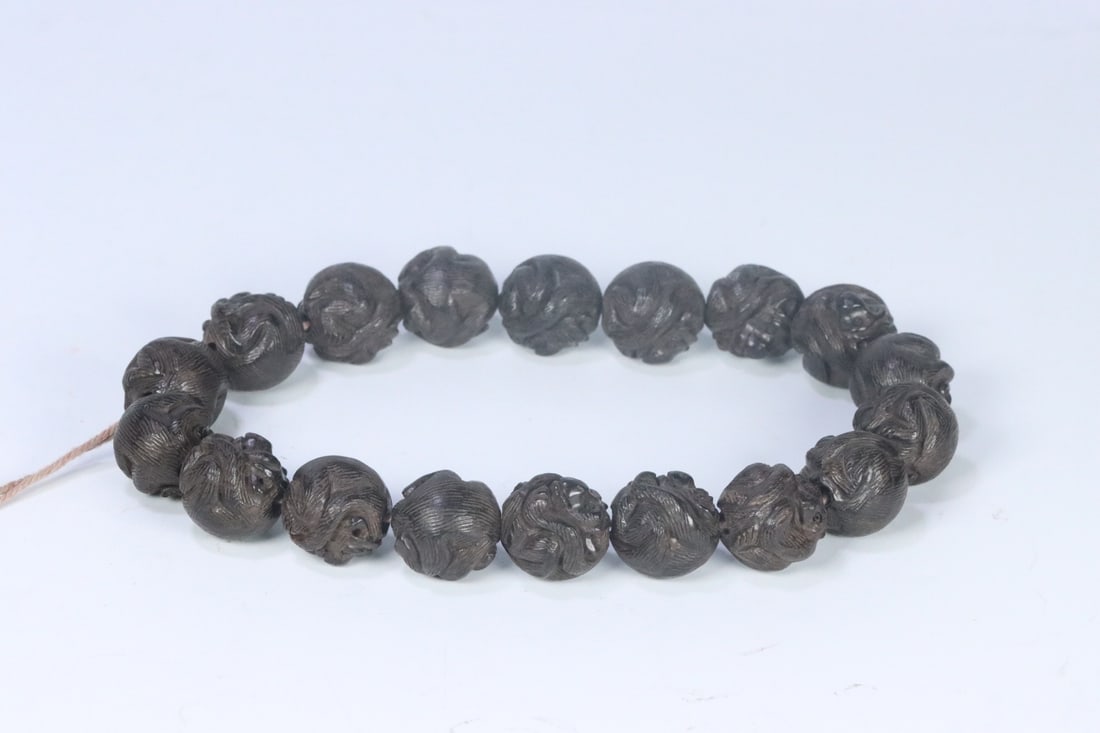 An Exquisite Eaglewood Bracelets
