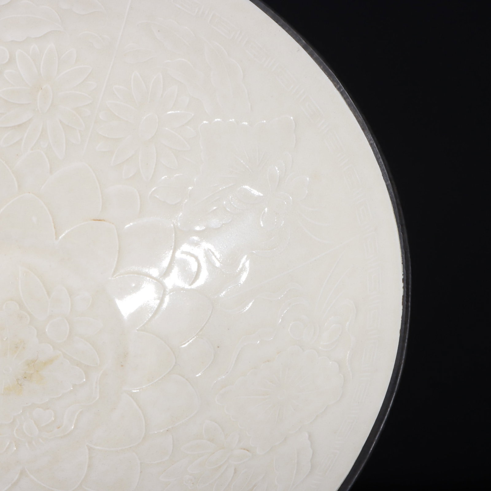 An Exquisite Ding yao Flower Pattern Bowl - 7