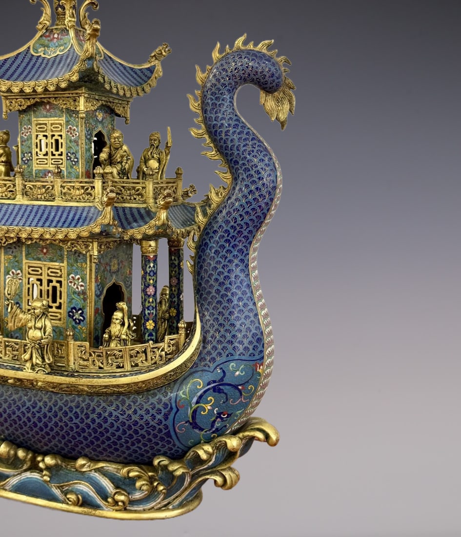 An Exquisite Cloisonne Seawater Pattern Figure Pattern Ornament - 7