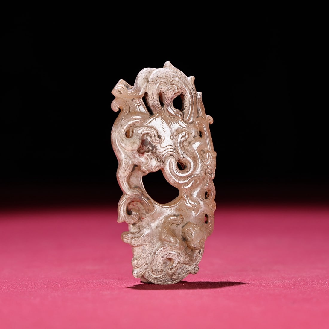 An Exquisite White Jade Chi-Dragon Pattern Pendant - 3