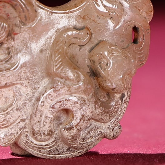 An Exquisite White Jade Chi-Dragon Pattern Pendant - 4