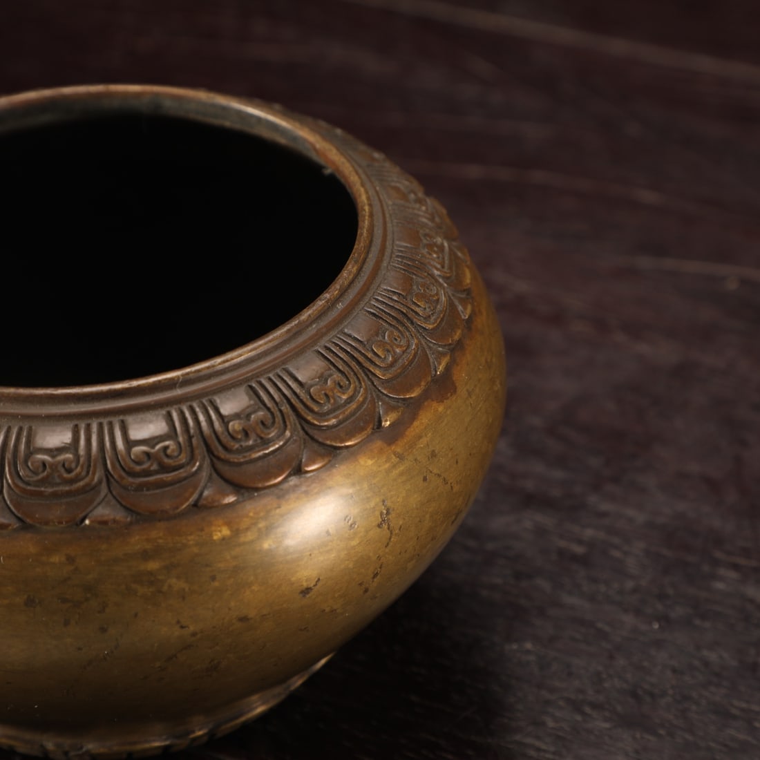 An Exquisite Bronze Censer - 4