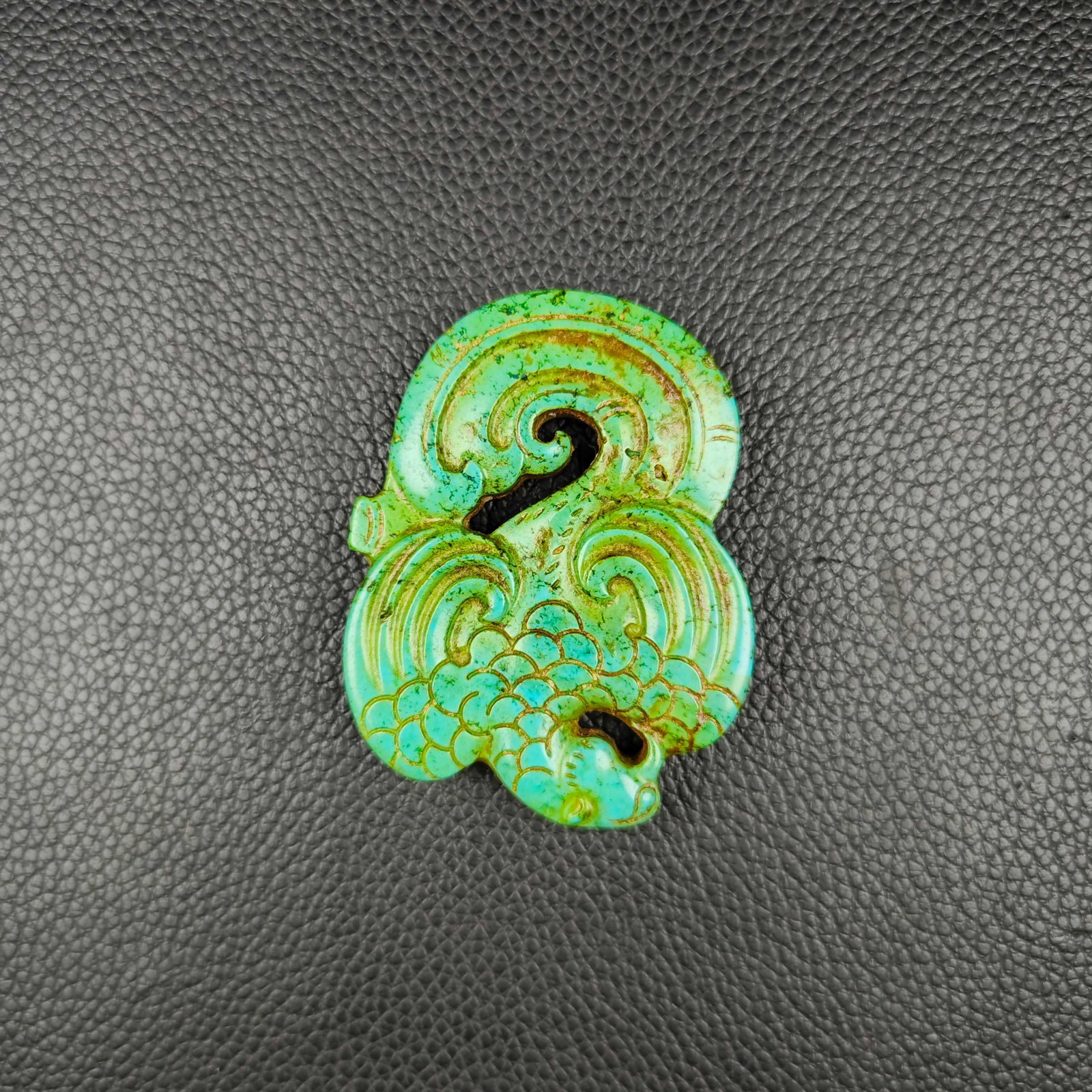 An Exquisite Turquoise Dragon Pendant - 3