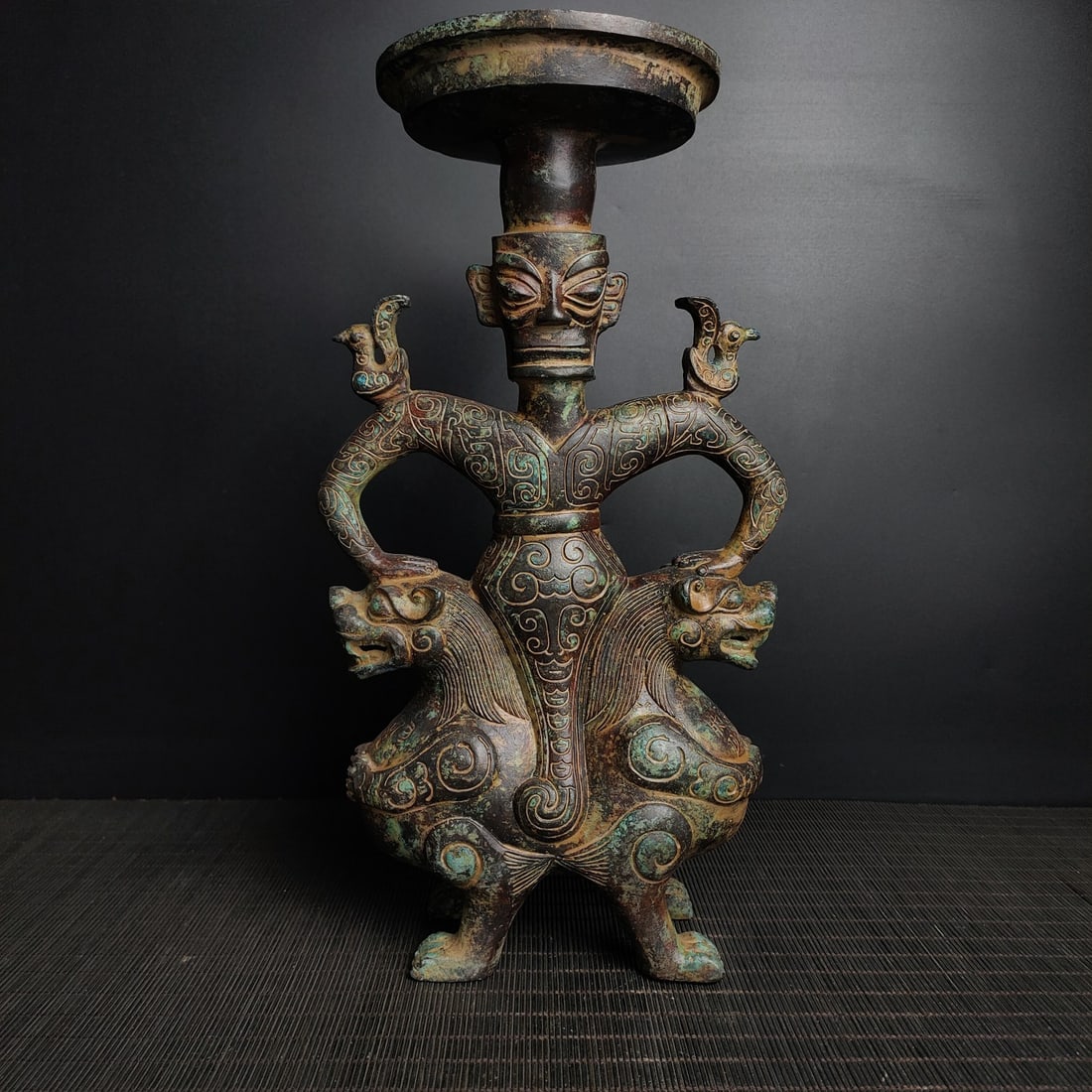 An Exquisite Bronze With Inscription Figure-Shaped Candlestick: An Exquisite Bronze With Inscription Figure-Shaped Candlestick ???????? Size:32cmx18cm Weight:2.7kg (The Dimensions Of All Batches Are Manually Measured.If You Need More Detailed Information, Please
