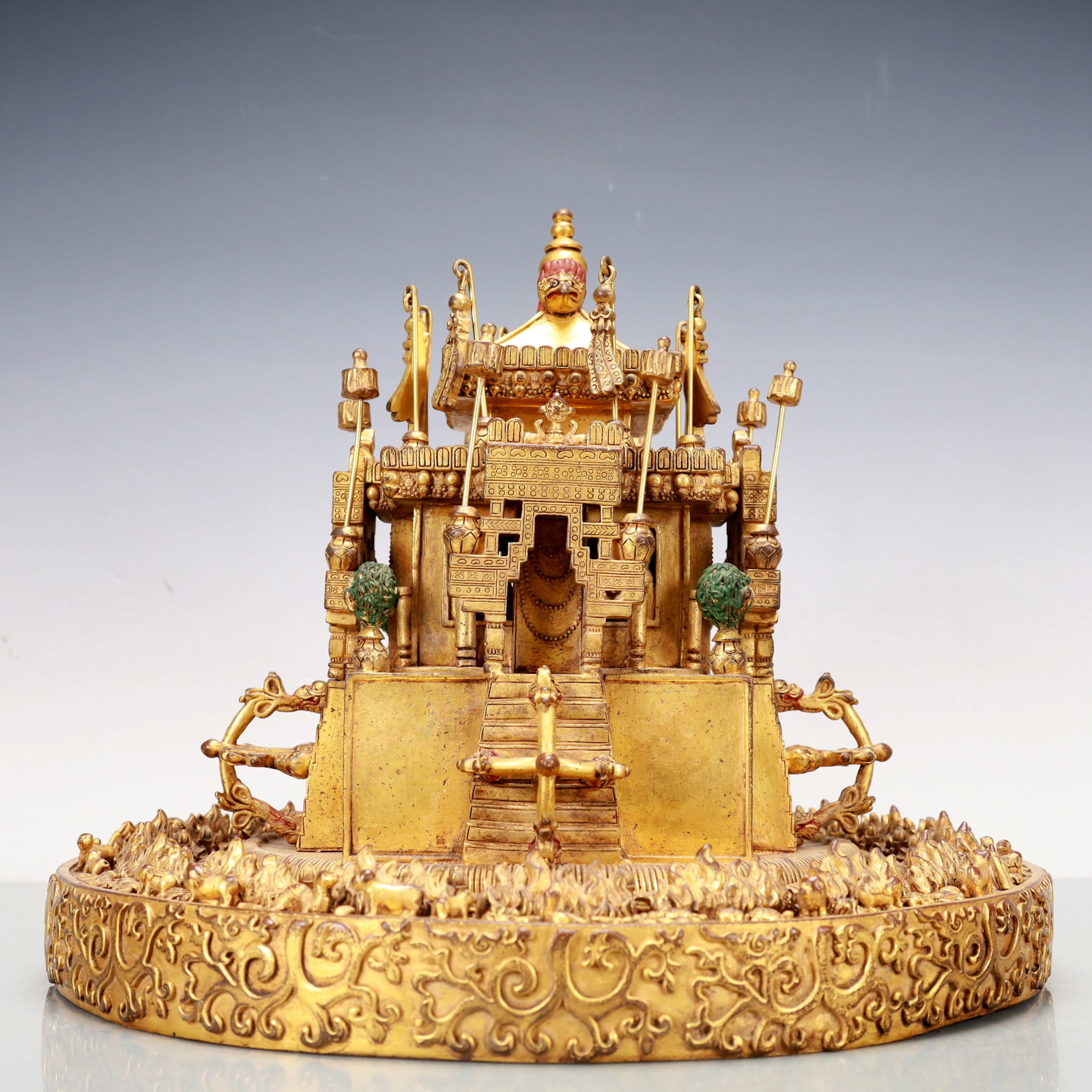 A Exquisite Gilt Bronze Ornament - 9