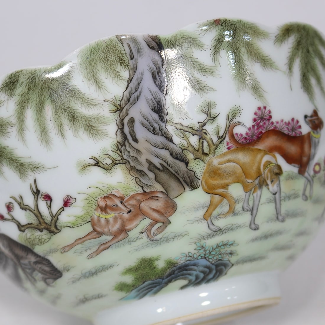 An Exquisite Enamel Dog Pattern Bowl - 5